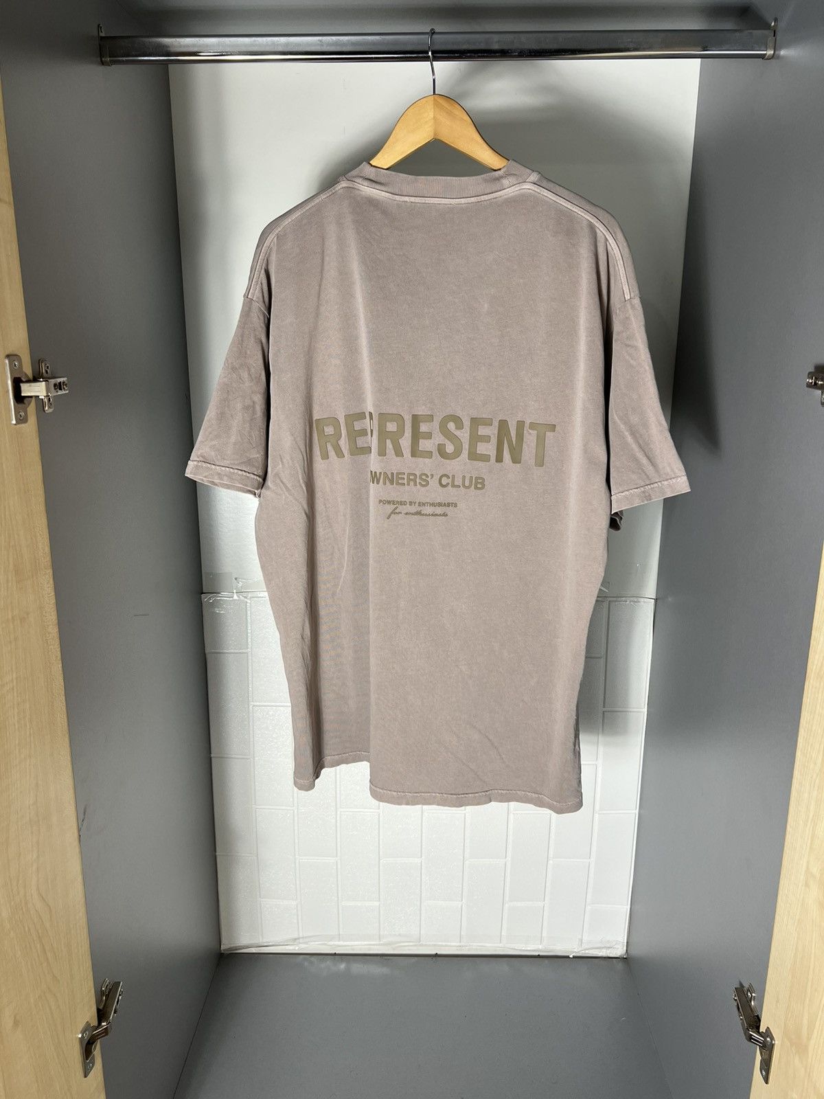 Represent Clo. VERY RARE REPRESENT DOUBLE PRINTED T-SHIRT CASUAL LUXURY Y2K Size US XL / EU 56 / 4 - 1 Thumbnail