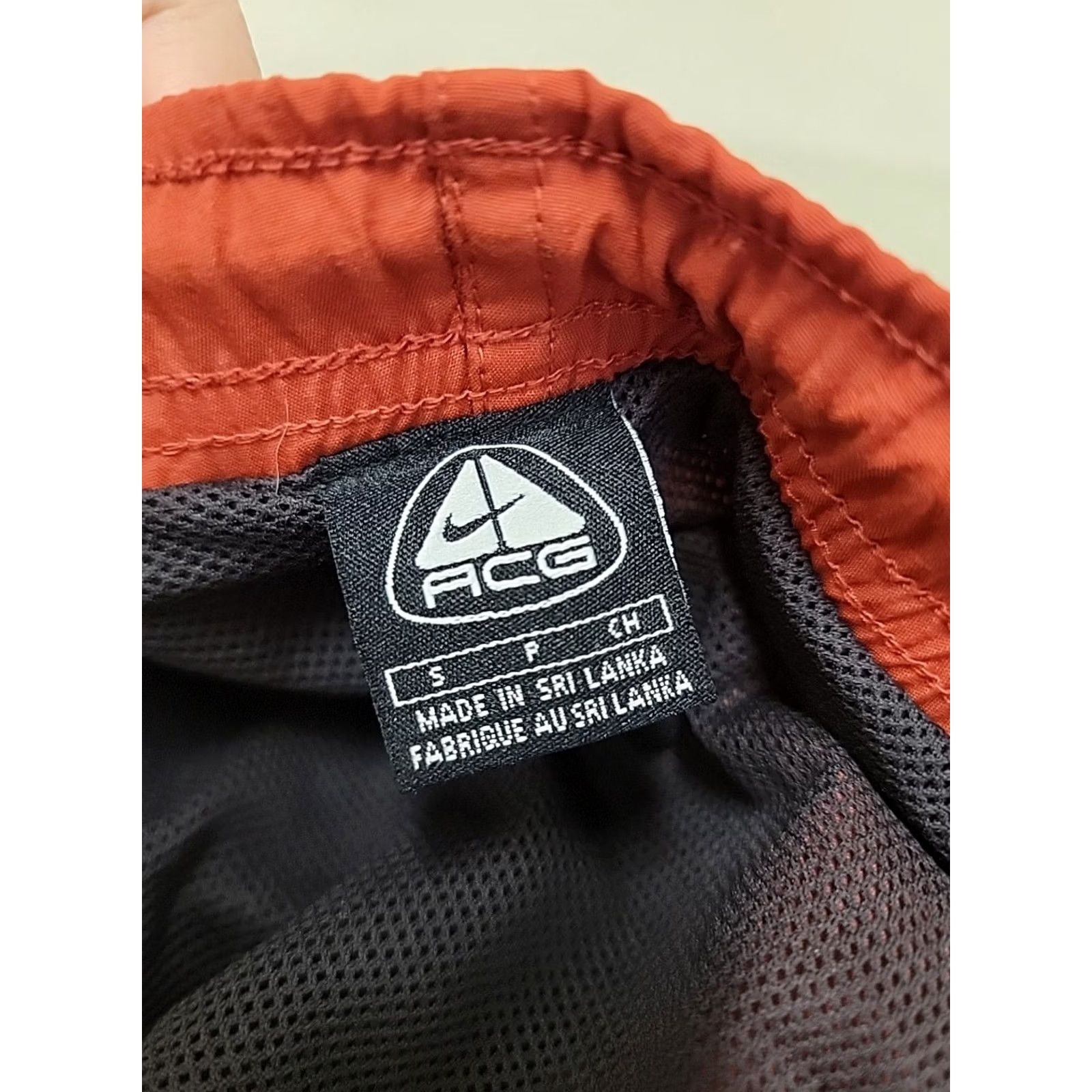 Nike VINTAGE Nike ACG Swim Shorts Trunks Polyester Orange Mens Size Small Size US 29 - 5 Thumbnail