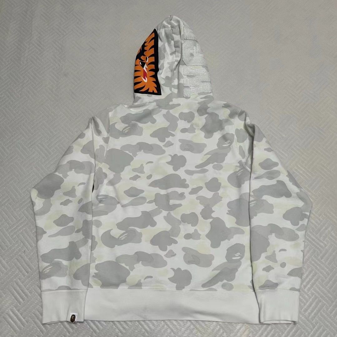 Bape LUMINOUS SHARK FULL ZIP HOODIE Size US M / EU 48-50 / 2 - 7 Thumbnail