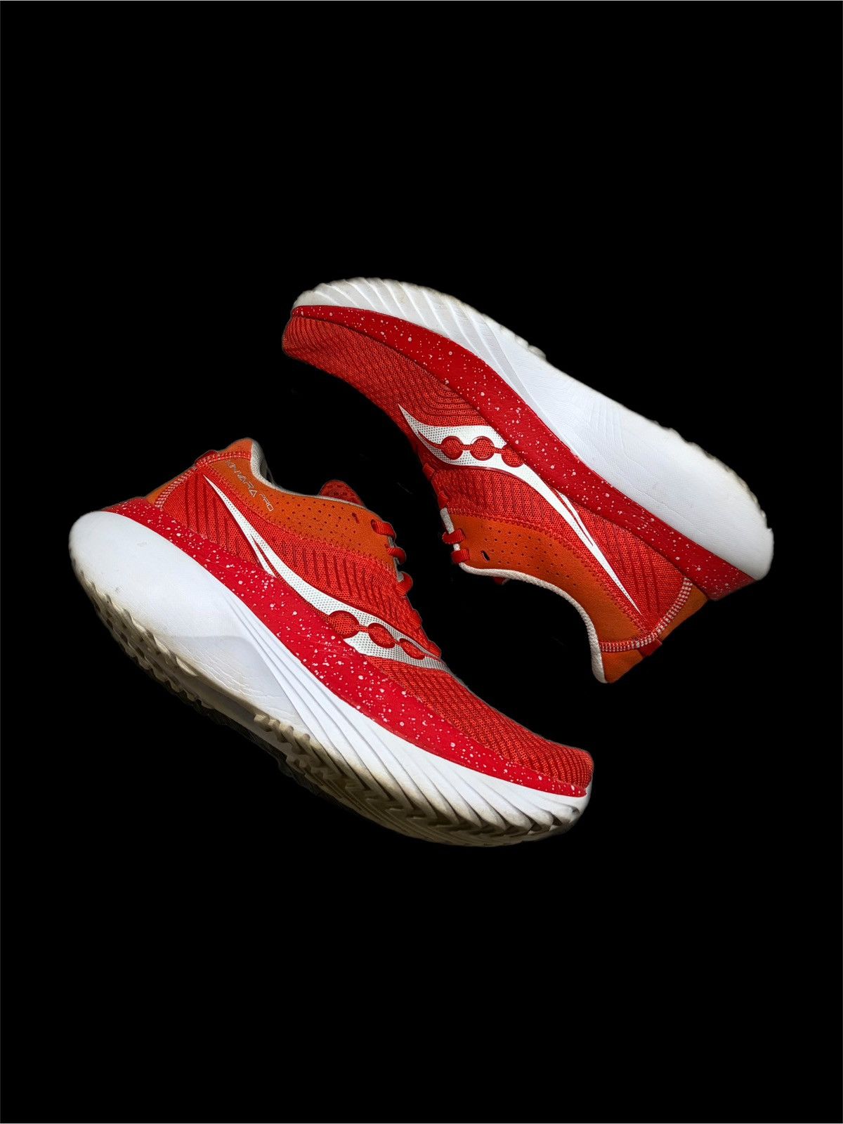Saucony Saucony Kinvara Pro Running Shoes Red/Orange Size US 9 / IT 39 - 1 Thumbnail