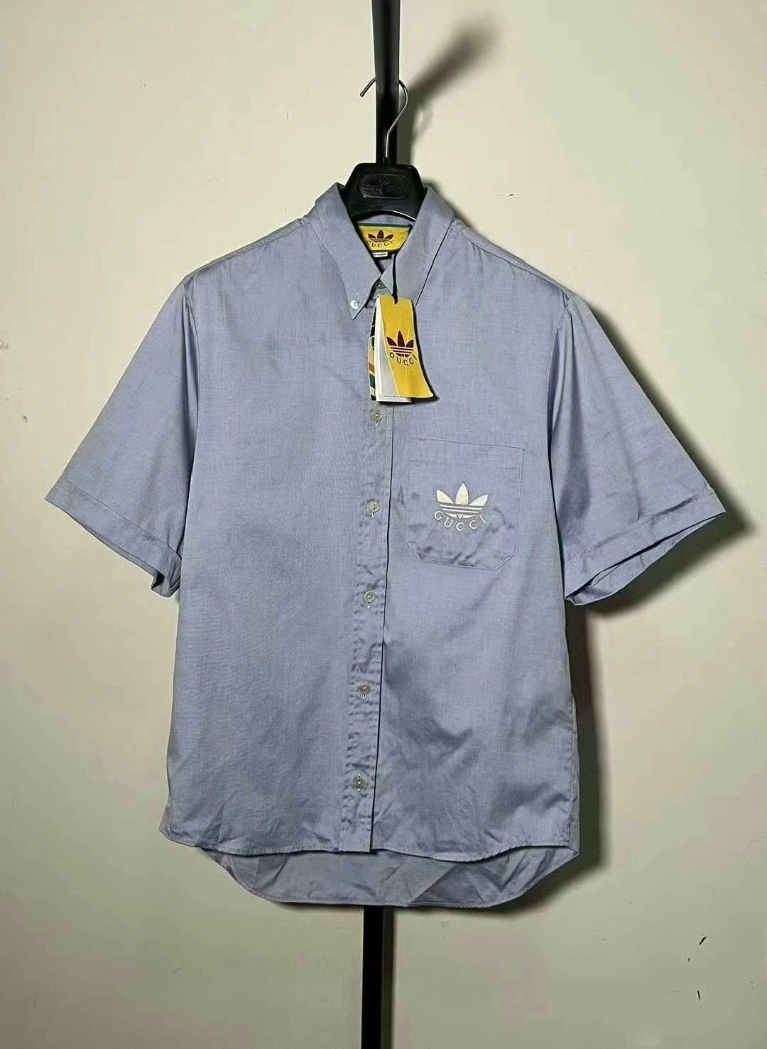 Gucci gucci x adidas blue embroidered short sleeve shirt Size US L / EU 52-54 / 3 - 1 Thumbnail