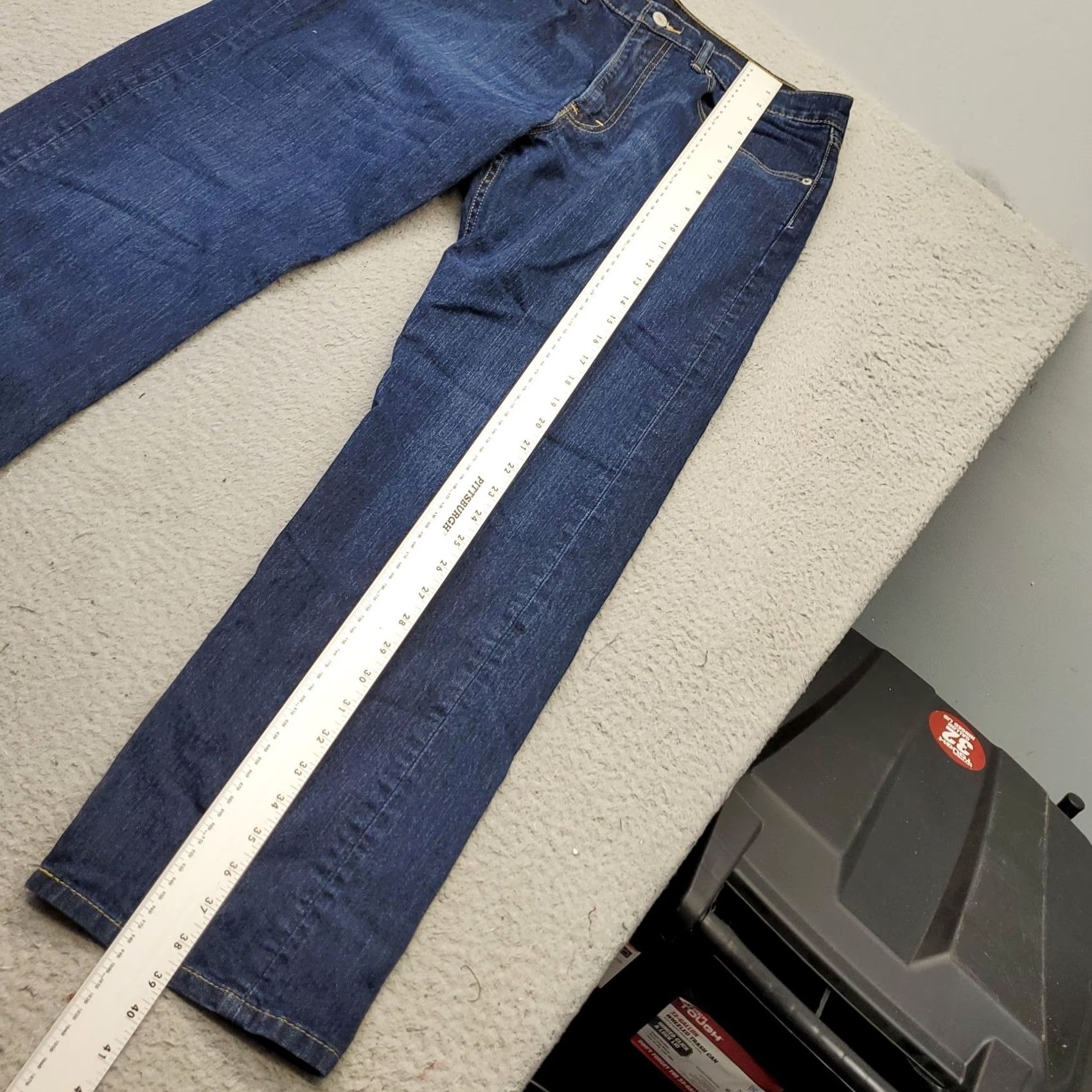 Levi's Levi's 505 Jeans Mens 34 Navy Denim 5-Pocket Design Straight Leg Regular Fit Medium Wash, Inseam 30.5" Waist 34 - Vintage N/A Size US 34 / EU 50 - 4 Thumbnail