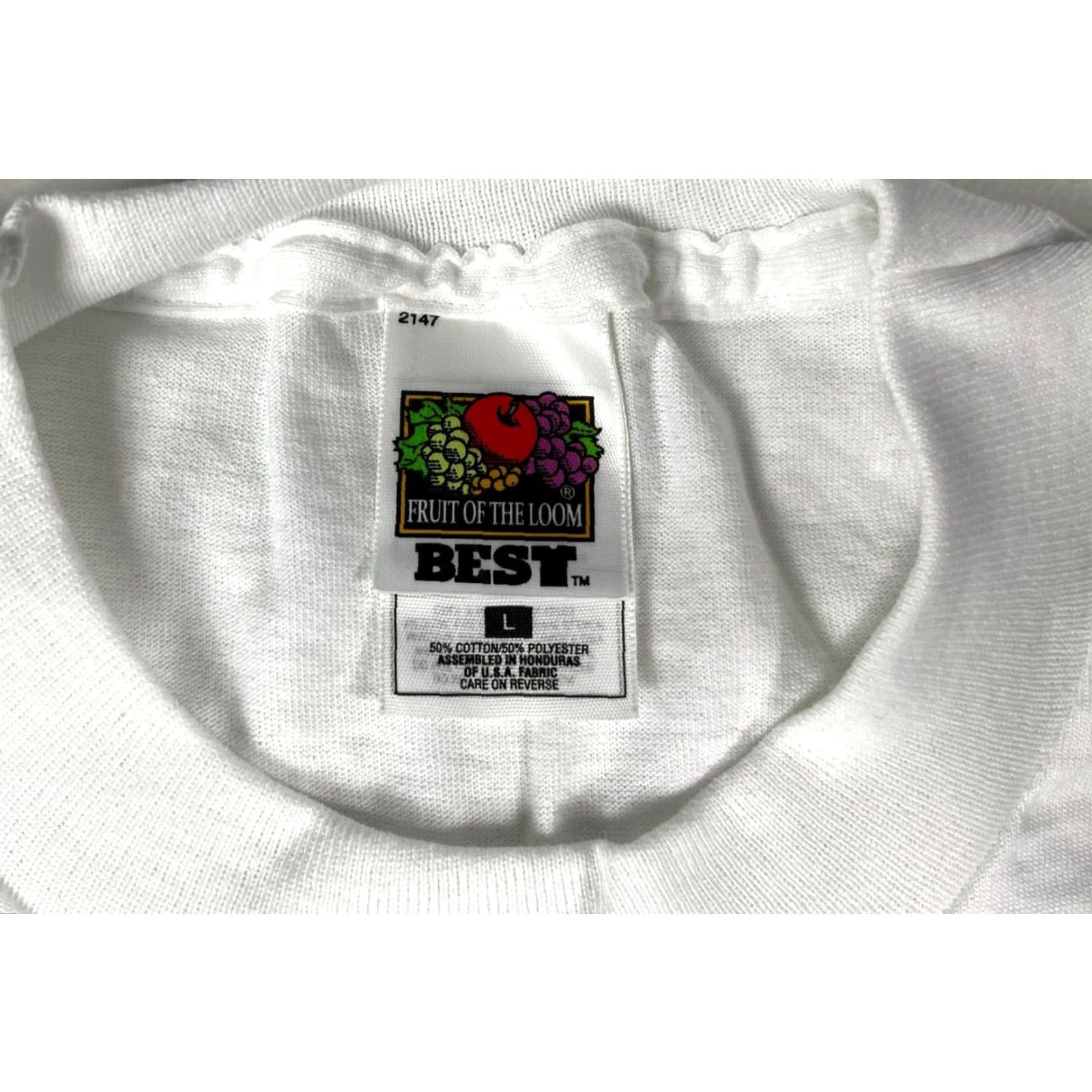 Fruit Of The Loom VINTAGE YMCA of Metropolitan Chicago T-Shirt Fruit of the Loom Best Sz L Size US L / EU 52-54 / 3 - 5 Thumbnail