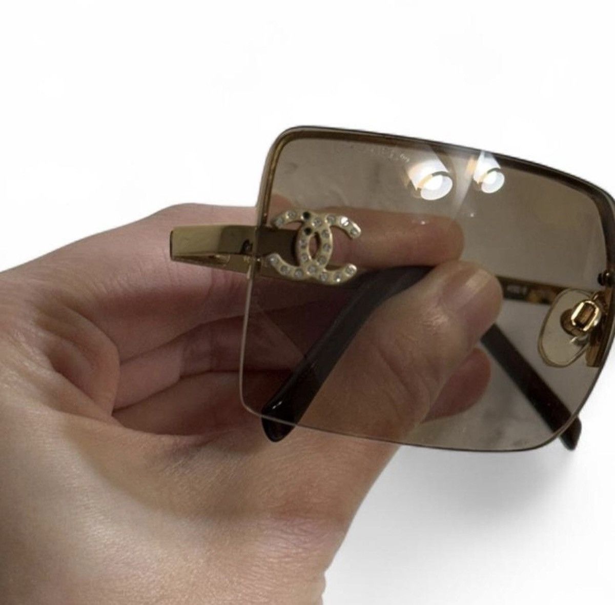 Chanel Archival Vintage Chanel 4092-B Sunglasses Size ONE SIZE - 8 Thumbnail
