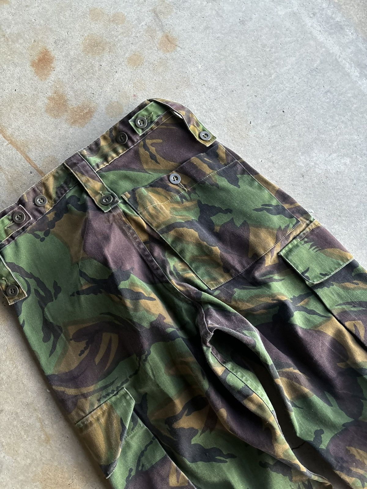 Vintage Crazy Woodland Camo US Military Baggy Wide Leg Cargo Pants Size US 26 / EU 42 - 4 Thumbnail