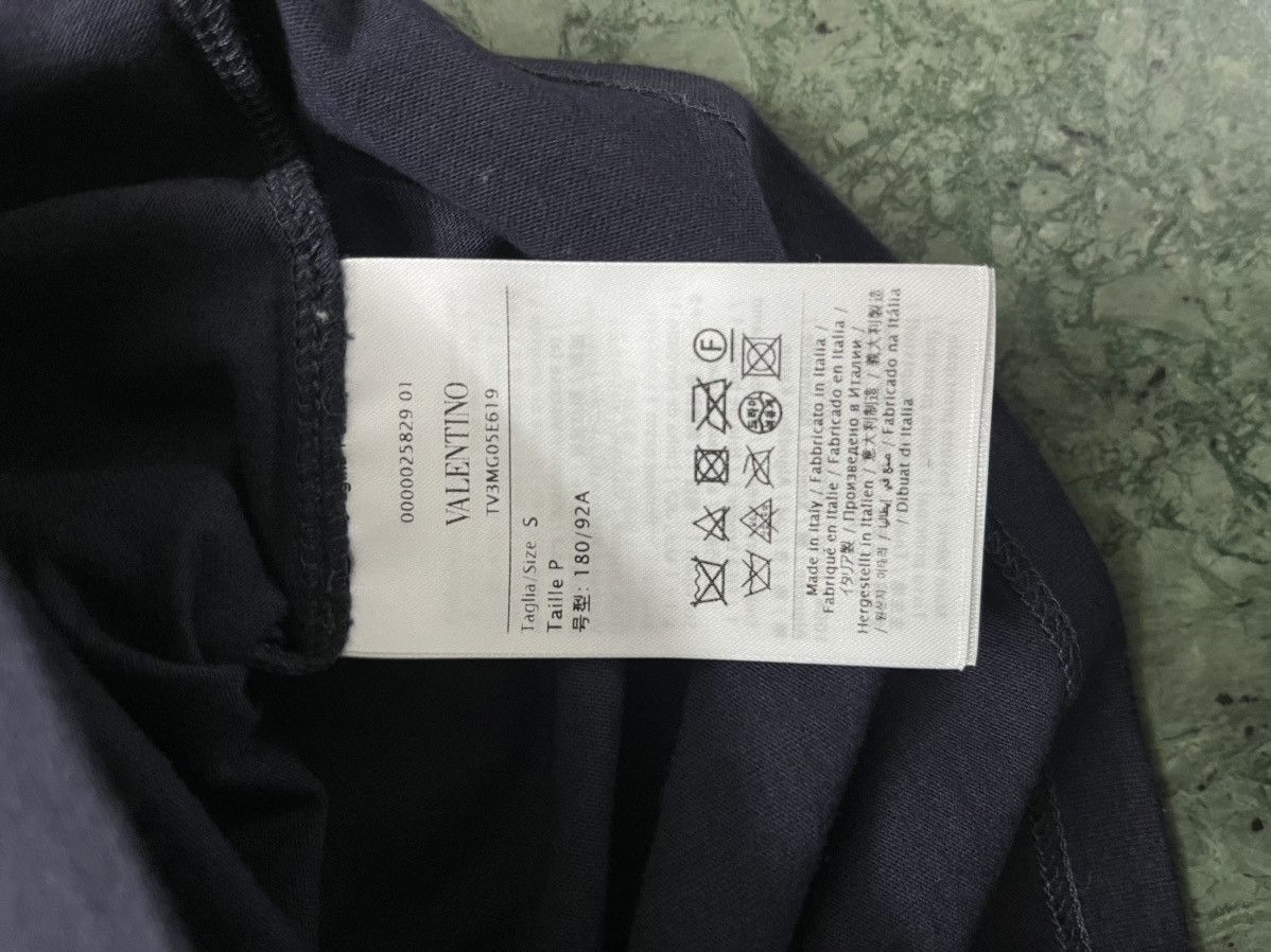Valentino Valentino astronaut embroidery tshirt very RARE Size US S / EU 44-46 / 1 - 6 Thumbnail