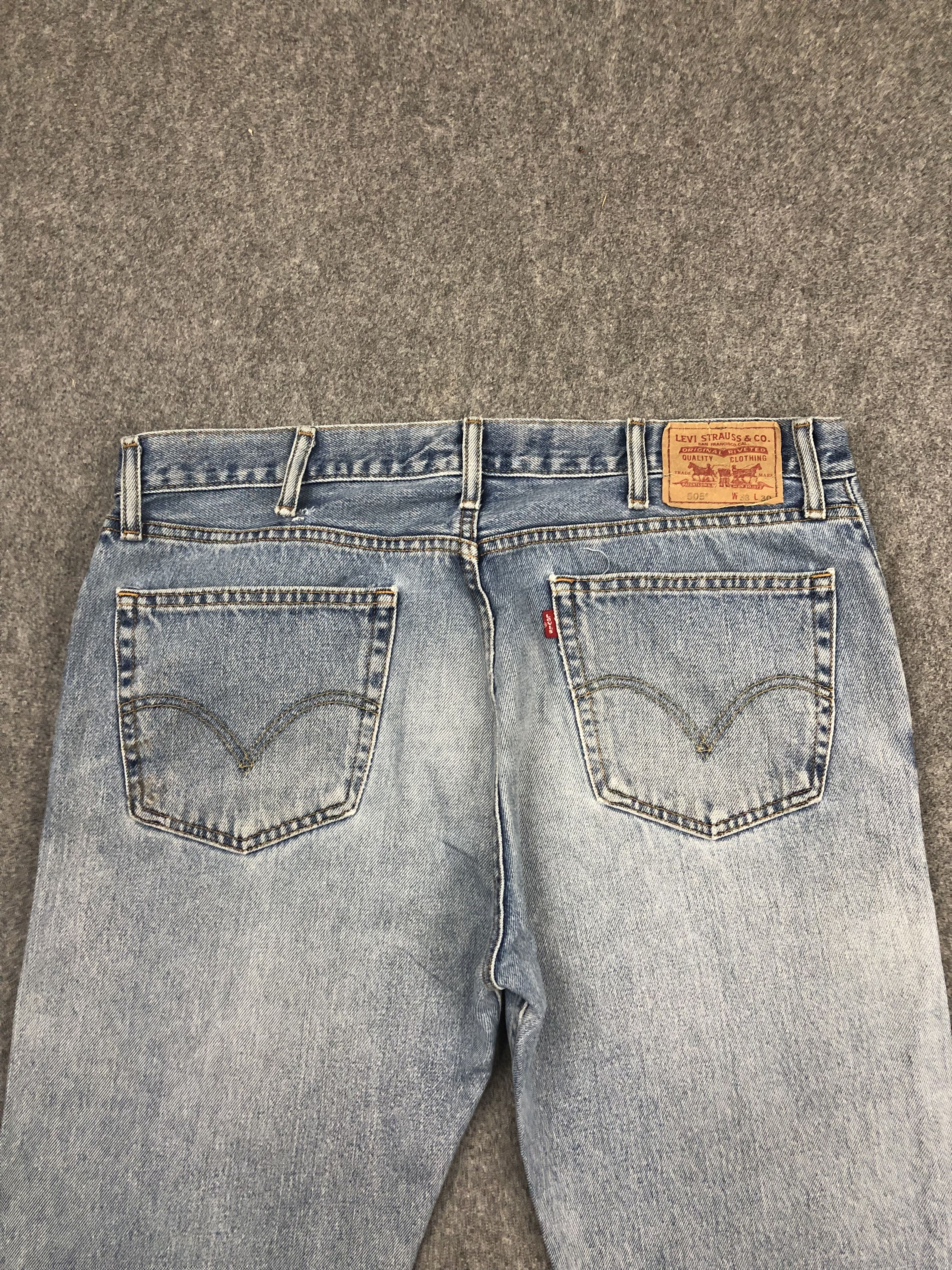 Levi's Faded Blue Vintage Levis 505 Jeans DP1539 Size US 40 / EU 56 - 4 Thumbnail
