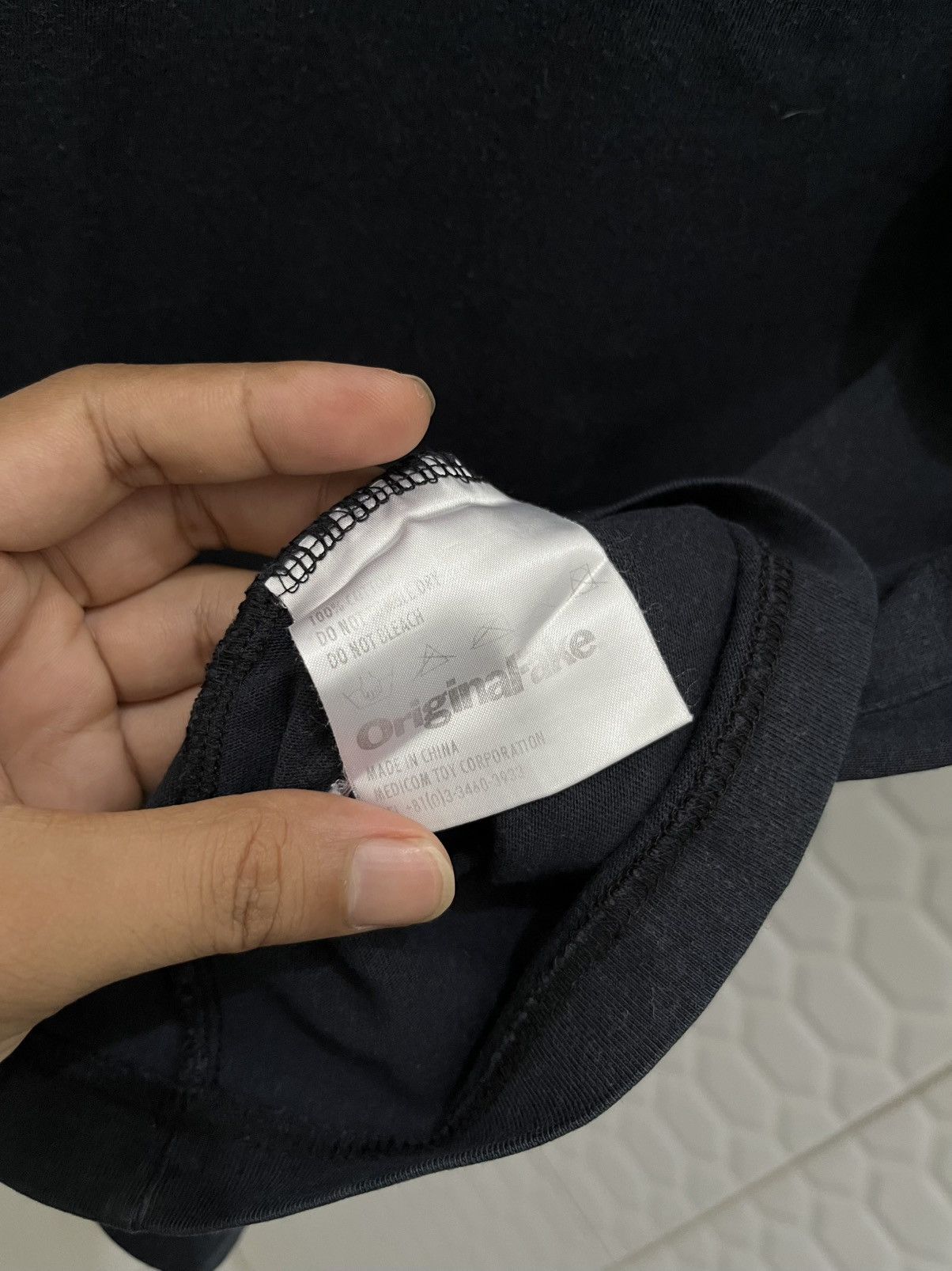 Kaws × Original Fake OriginalFake Spell Out Tee Size US M / EU 48-50 / 2 - 6 Thumbnail