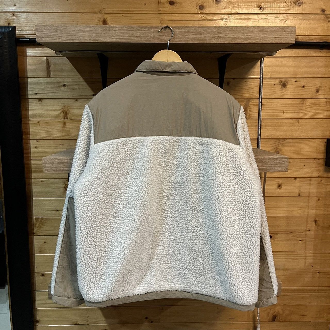 H&M × Japanese Brand h&m regular fit teddy overshirt Size US L / EU 52-54 / 3 - 8 Thumbnail