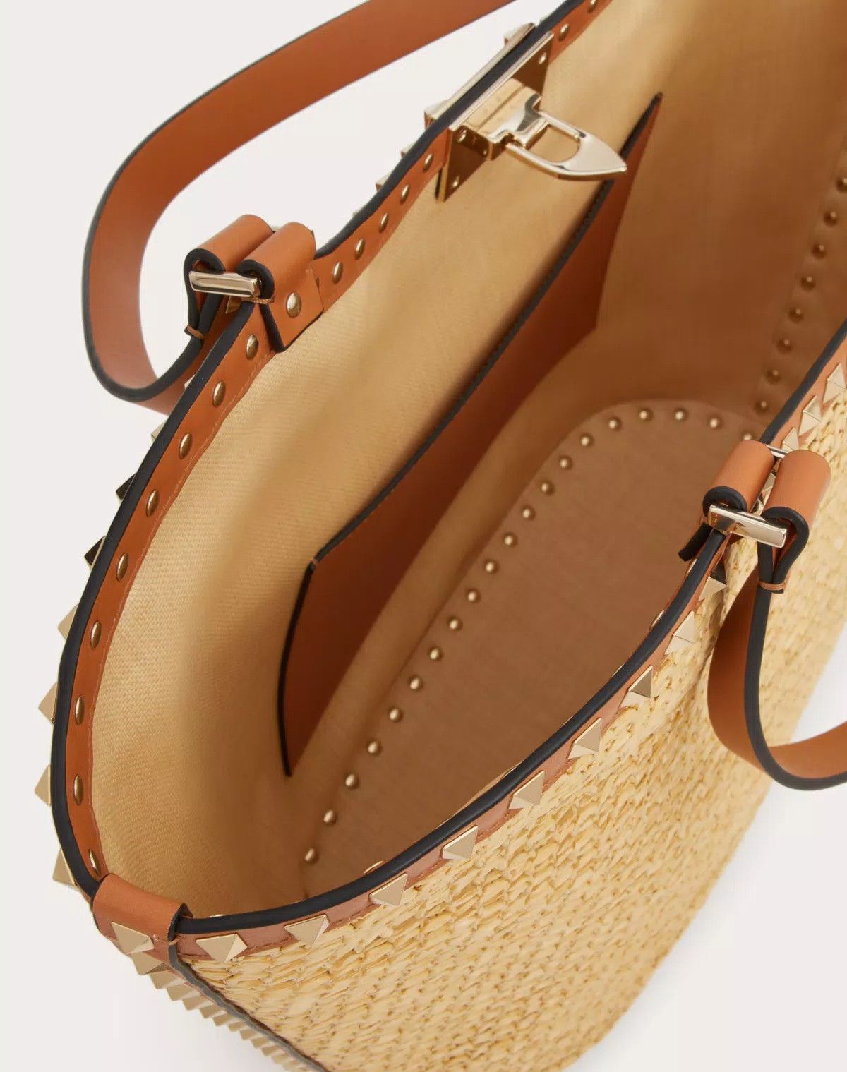 Valentino o1s1wg110625 Size: OS/Rockstud Woven Sopping Bag in Beige Size ONE SIZE - 6 Thumbnail