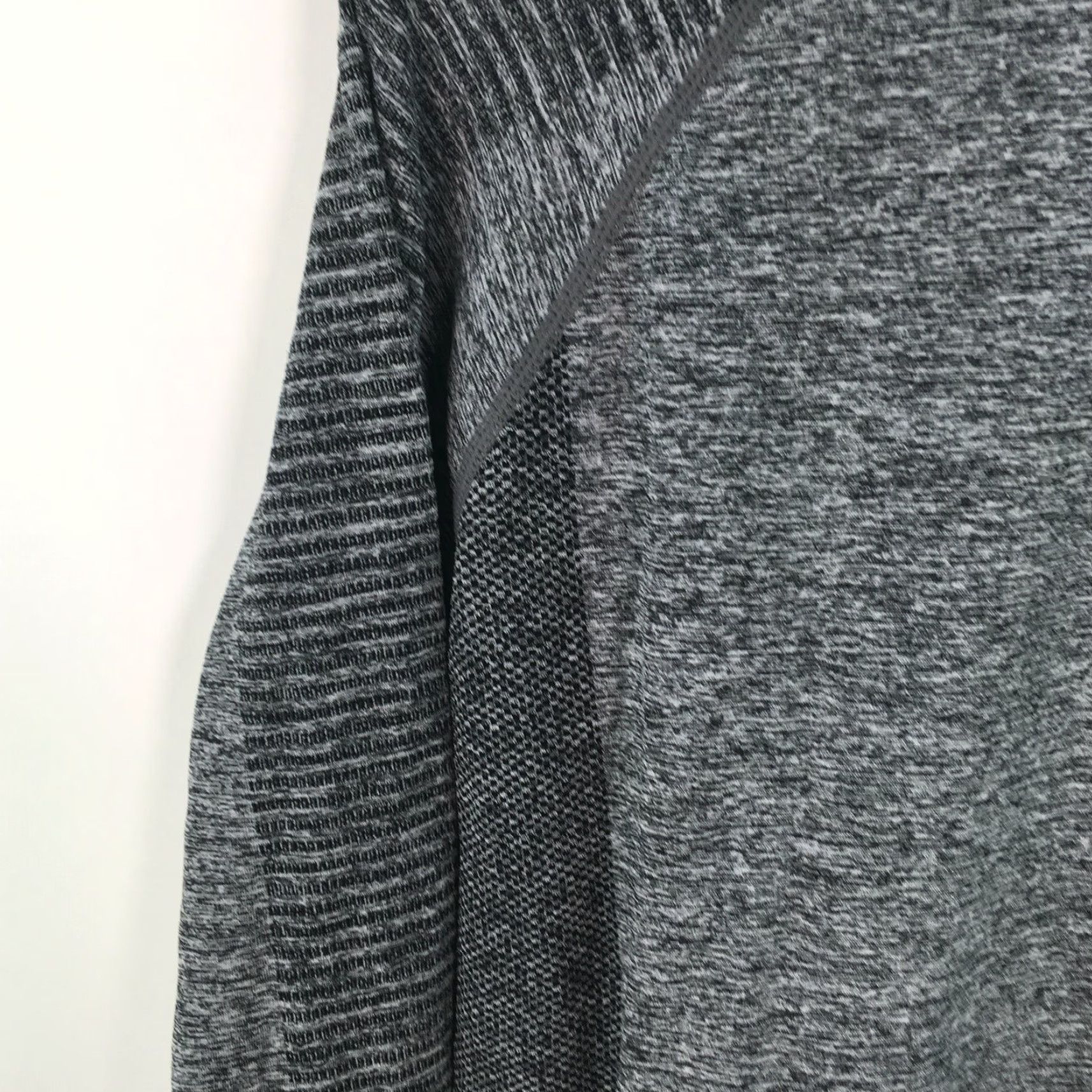Vintage Aurique Womens Seamless Casual Regular Long Sleeve T Shirt Size M Gray Size M / US 6-8 / IT 42-44 - 3 Thumbnail
