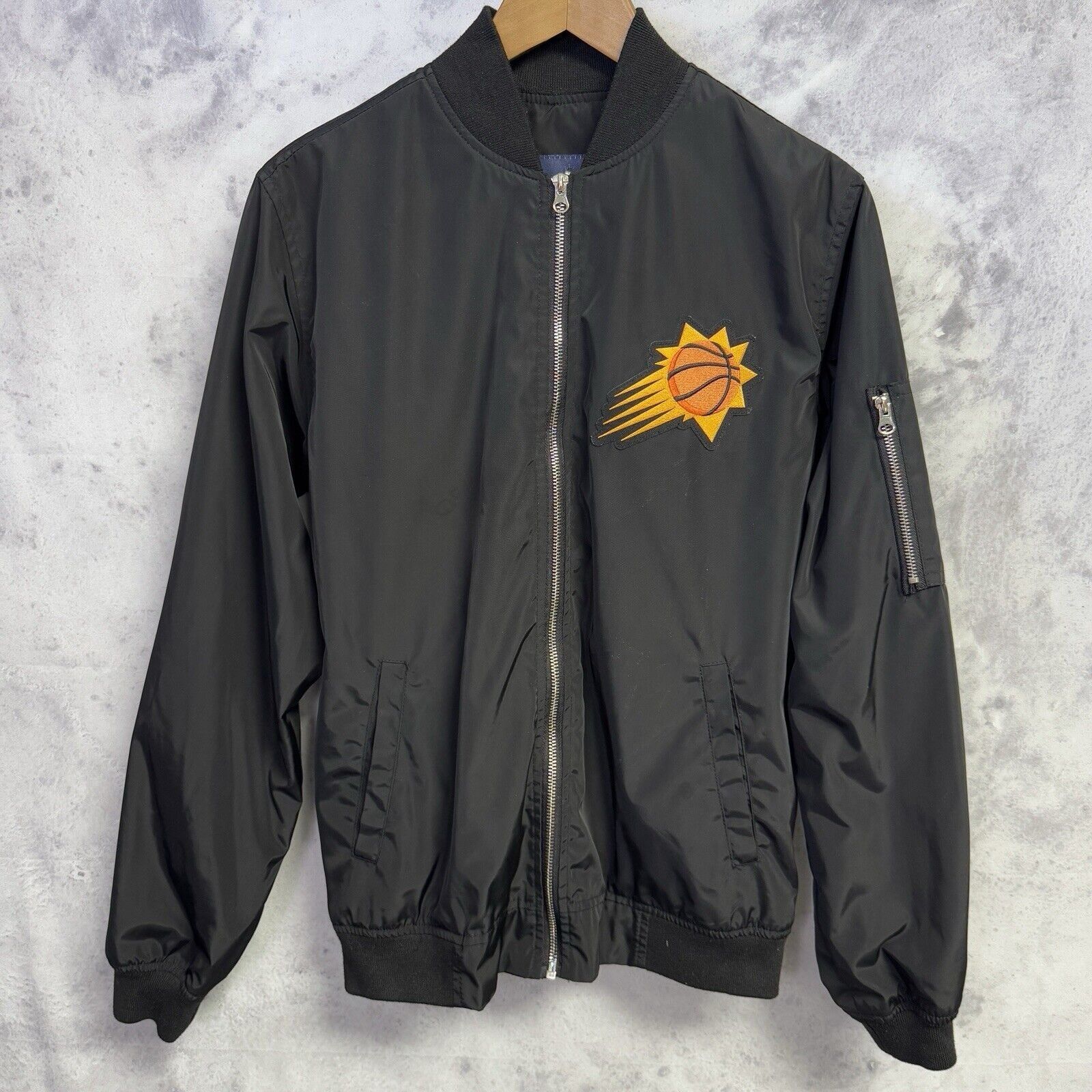 JH Design Phoenix Suns Jacket JH Design NBA Black Bomber Full Zip Size US S / EU 44-46 / 1 - 1 Thumbnail