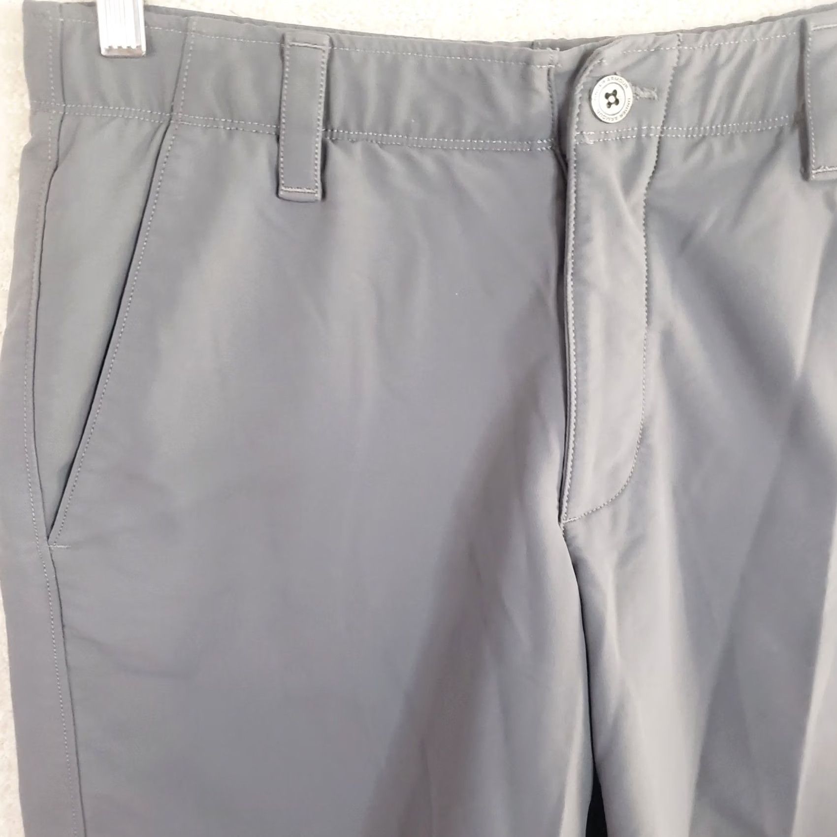 Under Armour Under Armour Shorts Men 32x10 Gray - Elastic Waist Stretch - Chino Style - Match Play Golf - Regular Fit - 32 in Waist - Gray - Mens Size US 32 / EU 48 - 2 Thumbnail