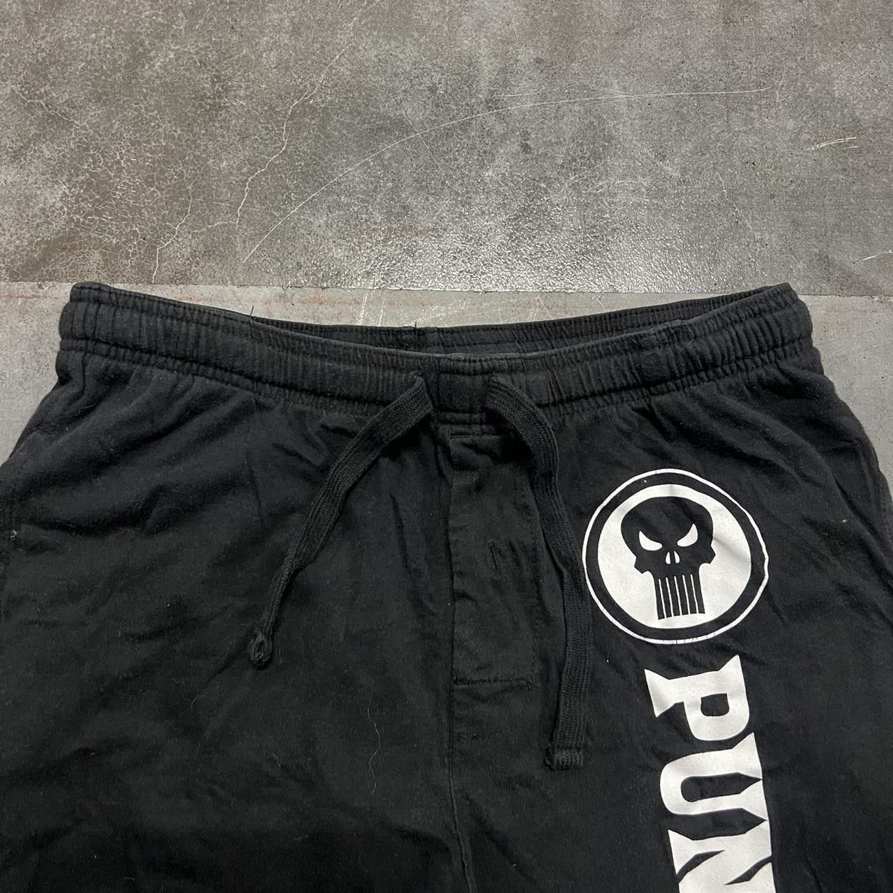 Marvel Comics Crazy Vintage Y2K/2000s Baggy Fit Marvel Studios Punisher SweatPants with adjustable waistband and Pockets! Size US 34 / EU 50 - 3 Thumbnail