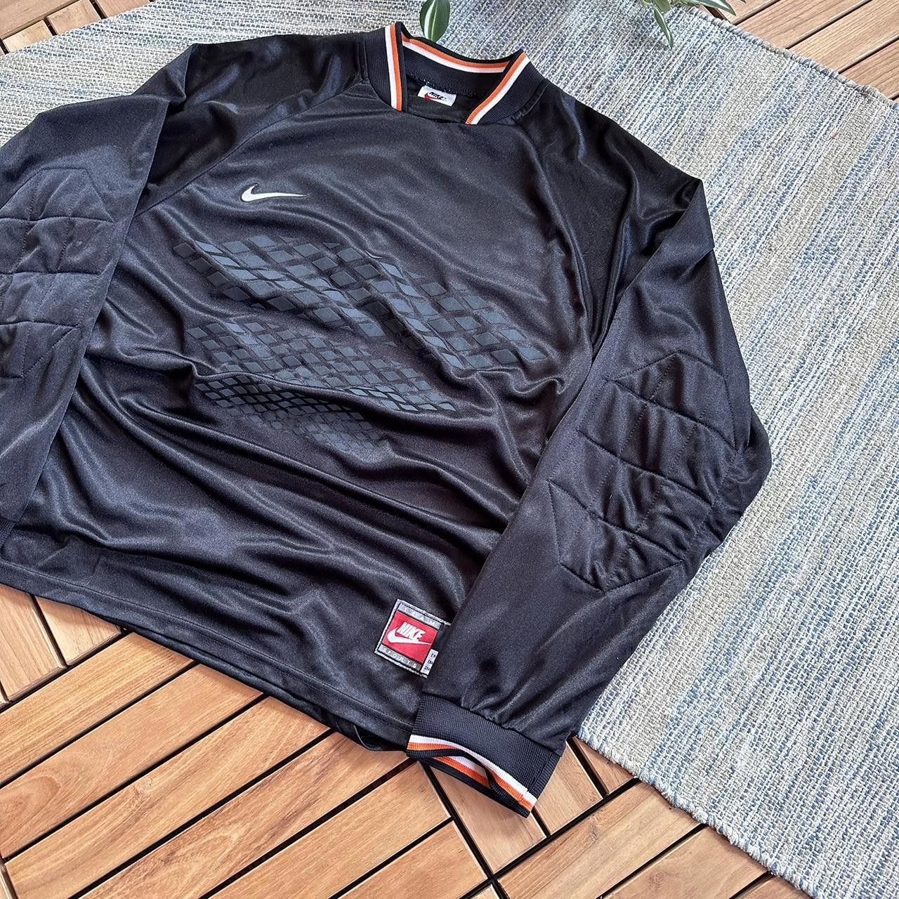 Nike Vintage Y2K Nike Swoosh Logo Soccer Jersey Sweatshirt Size US M / EU 48-50 / 2 - 2 Thumbnail