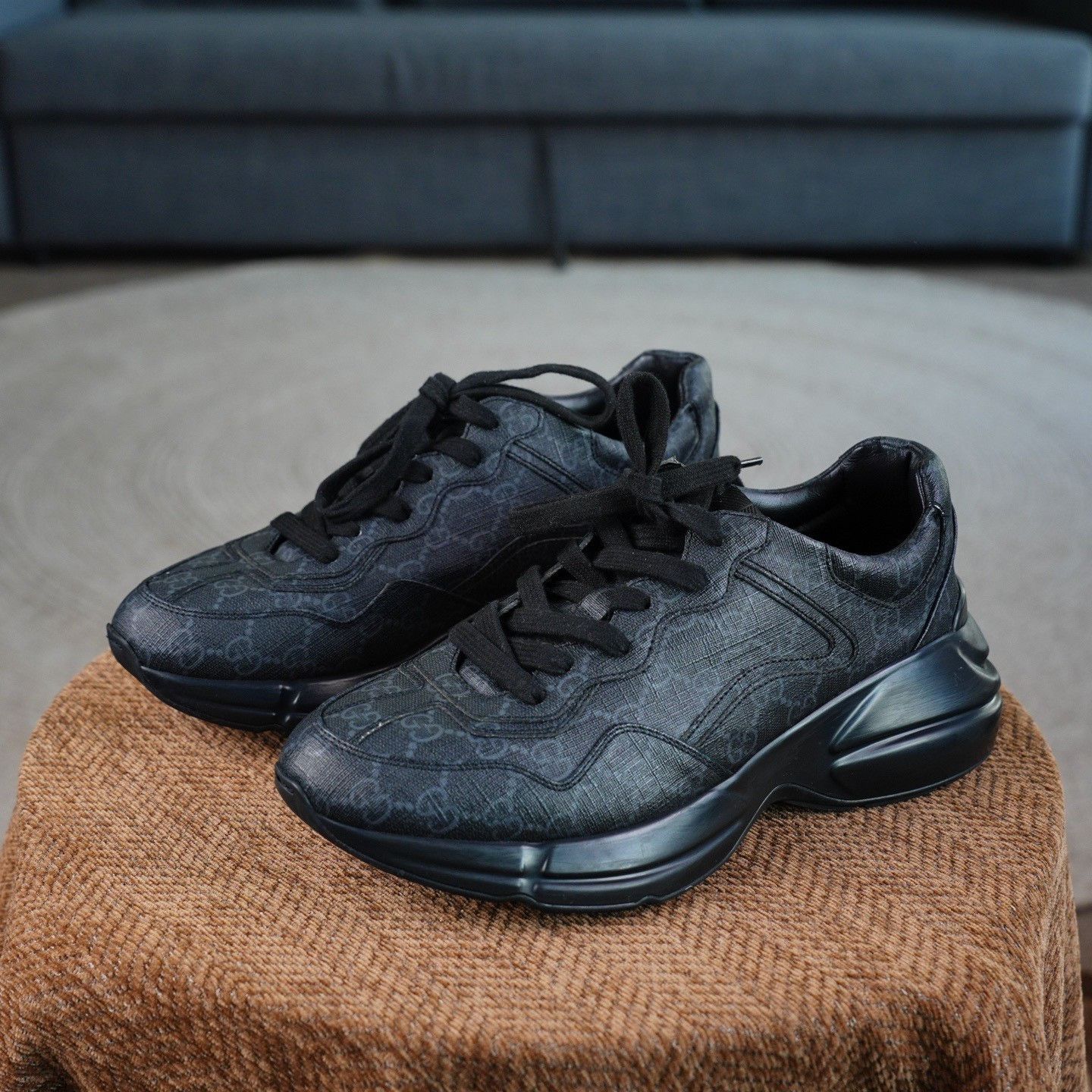 Gucci Gucci Black Lowtop Sneakers 8.5 Men Size US 8.5 / EU 41-42 - 1 Thumbnail