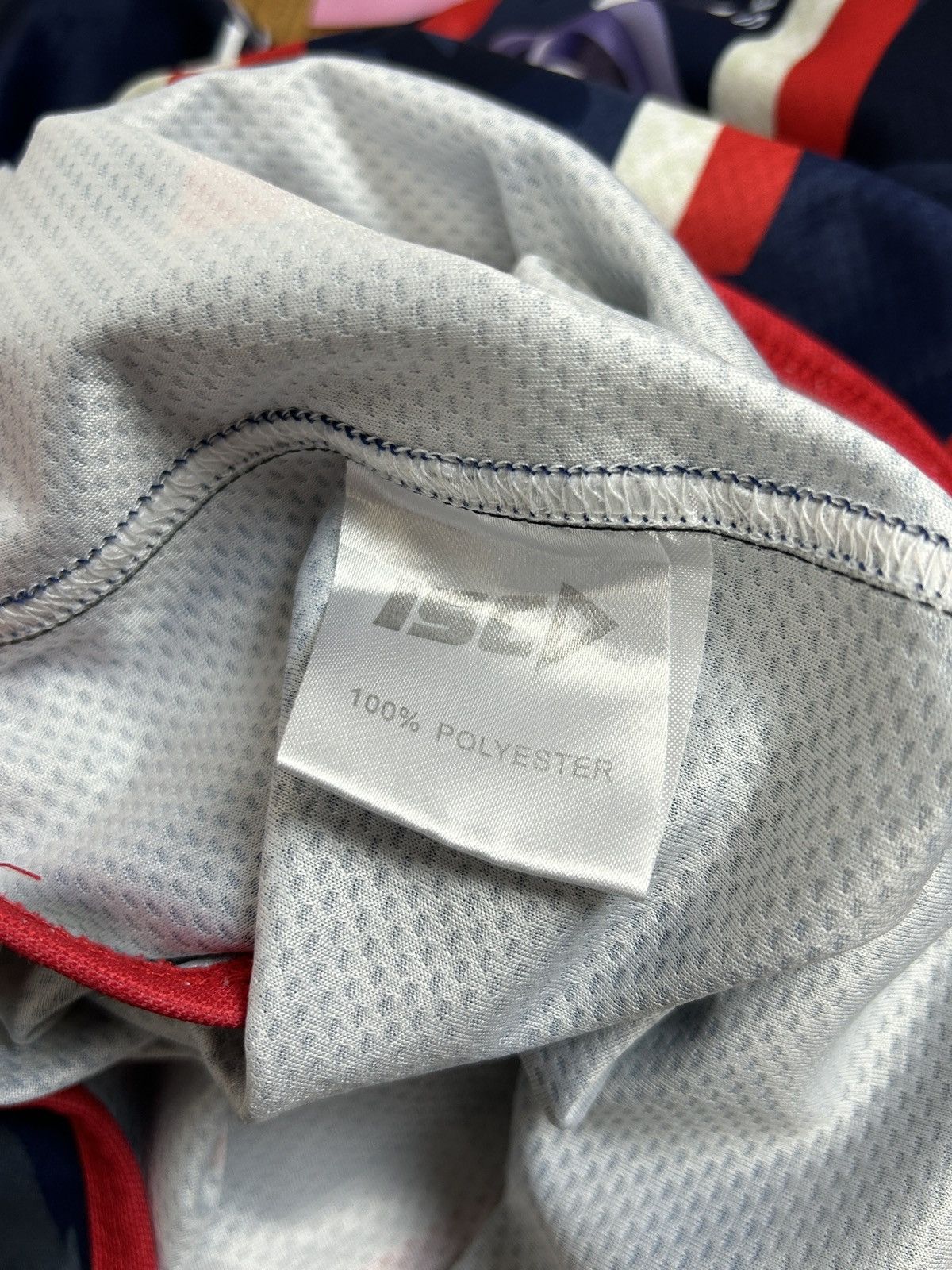 Other Sydney Roosters NRL Isc Rugby 2020/21 Retro Jersey Size L Size US L / EU 52-54 / 3 - 12 Thumbnail