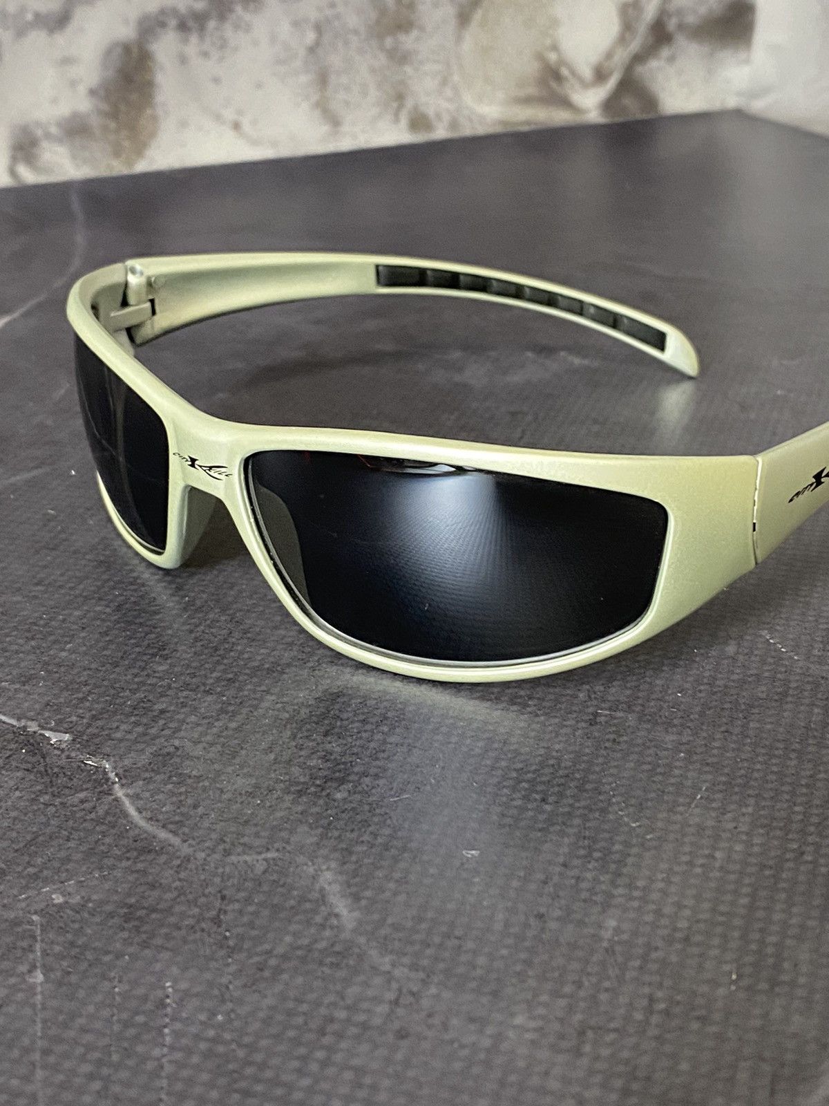 Jewelry Y2K Vintage Sport Wraparound Sunglasses Size ONE SIZE - 2 Thumbnail