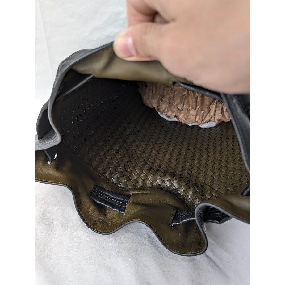 Bottega Veneta o1rshd1 Size: OS / Intrecciato Duffle Bag in Black Size ONE SIZE - 15 Thumbnail