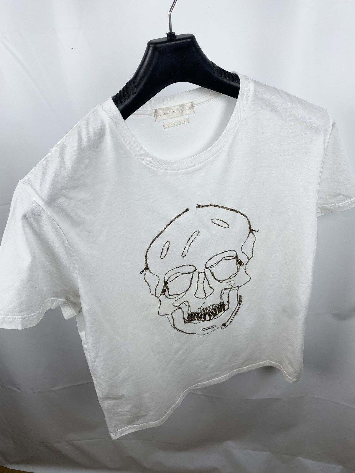 Alexander McQueen Alexander Mcqueen Embroidered Skull Logo T-Shirt size L Size US L / EU 52-54 / 3 - 6 Thumbnail