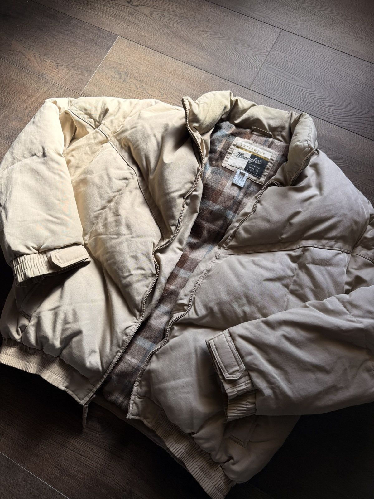 Wrangler Wrangler down filled Lined Nylon Coat, XL Size US XL / EU 56 / 4 - 1 Thumbnail