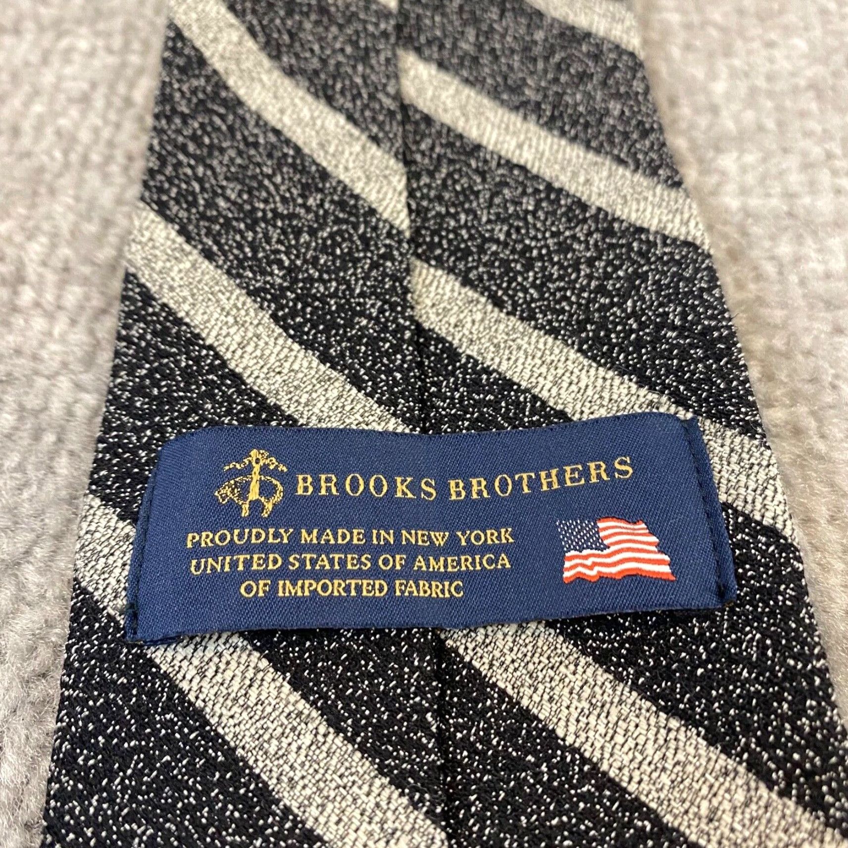 Brooks Brothers BROOKS BROTHERS Neck Tie Mens 3" Wide Wool Silk Blend USA Gray Diagonal Striped Size ONE SIZE - 2 Thumbnail