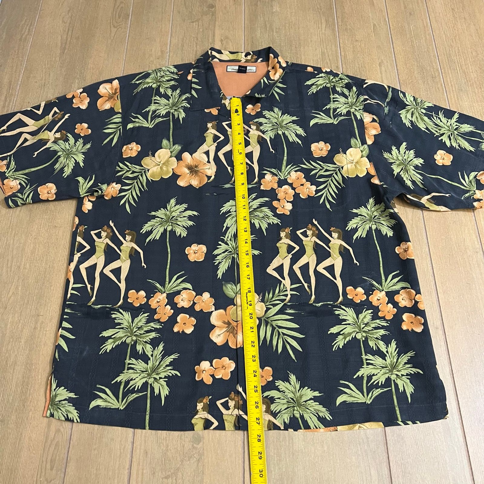 Tommy Bahama Tommy Bahama 100% Silk Hawaiian Shirt XL Black Hula Girl Size US XL / EU 56 / 4 - 7 Thumbnail