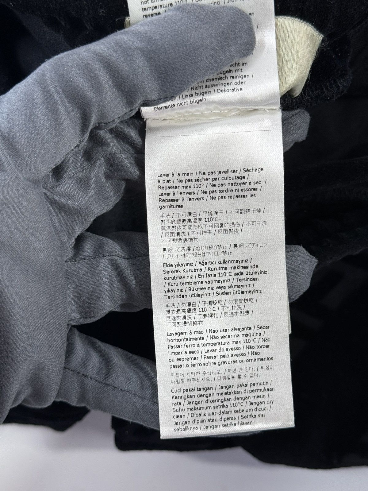 Fendi LOGO PRINT VELVET JOGGERS Size US 30 / EU 46 - 12 Thumbnail