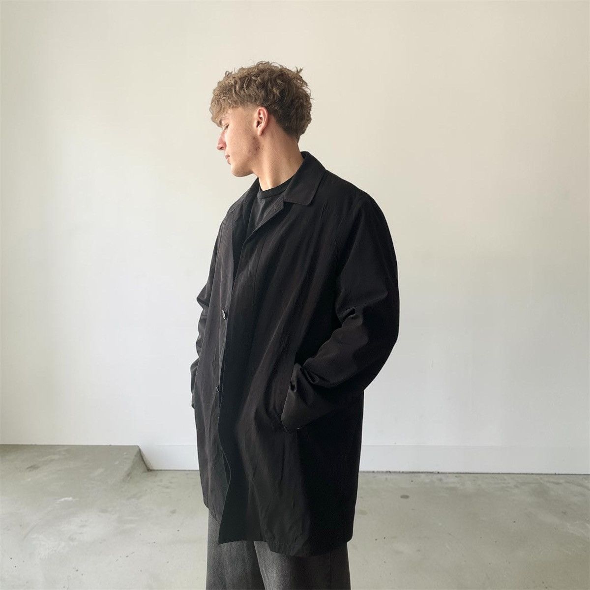 Calvin Klein Vintage Calvin Klein Nylon Matrix Trench Coat Mac Jacket Size US L / EU 52-54 / 3 - 2 Thumbnail