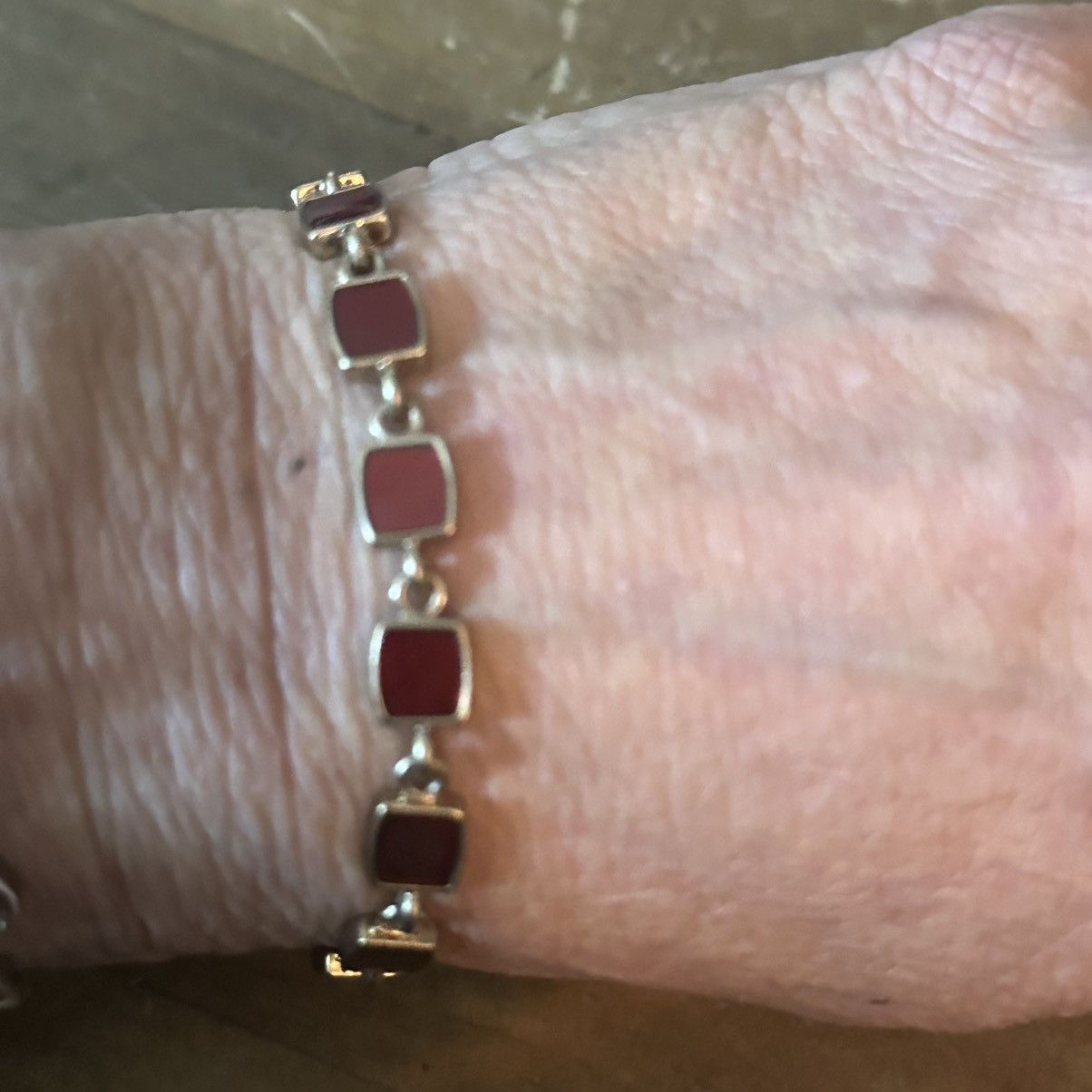 Liz Claiborne Liz Claiborne gold tone red enamel link bracelet and earring Size ONE SIZE - 3 Thumbnail