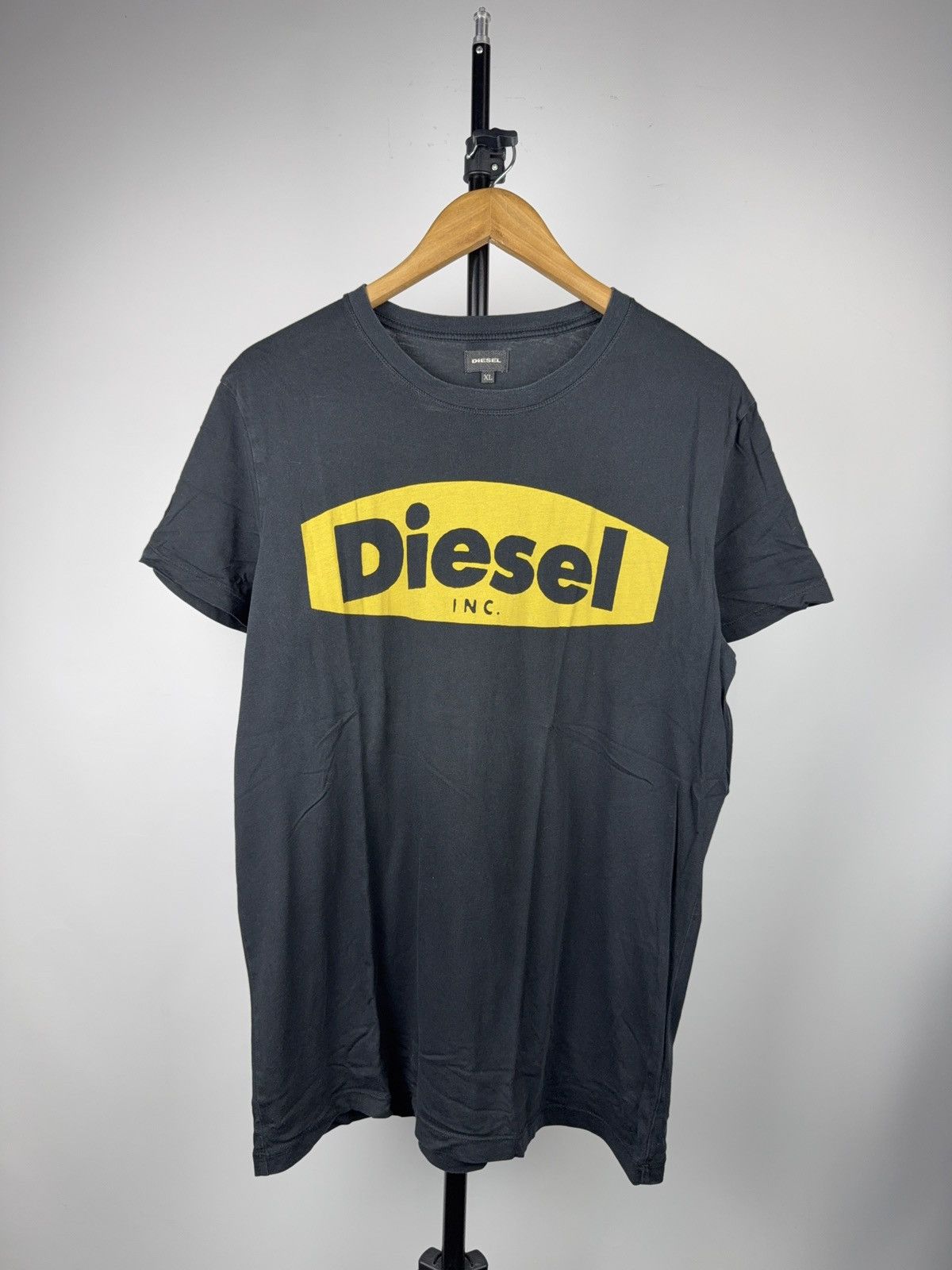 Diesel 00s Luxury Diesel Logo Retro Faded T Shirt Black Y2K Tee Size US XL / EU 56 / 4 - 1 Thumbnail