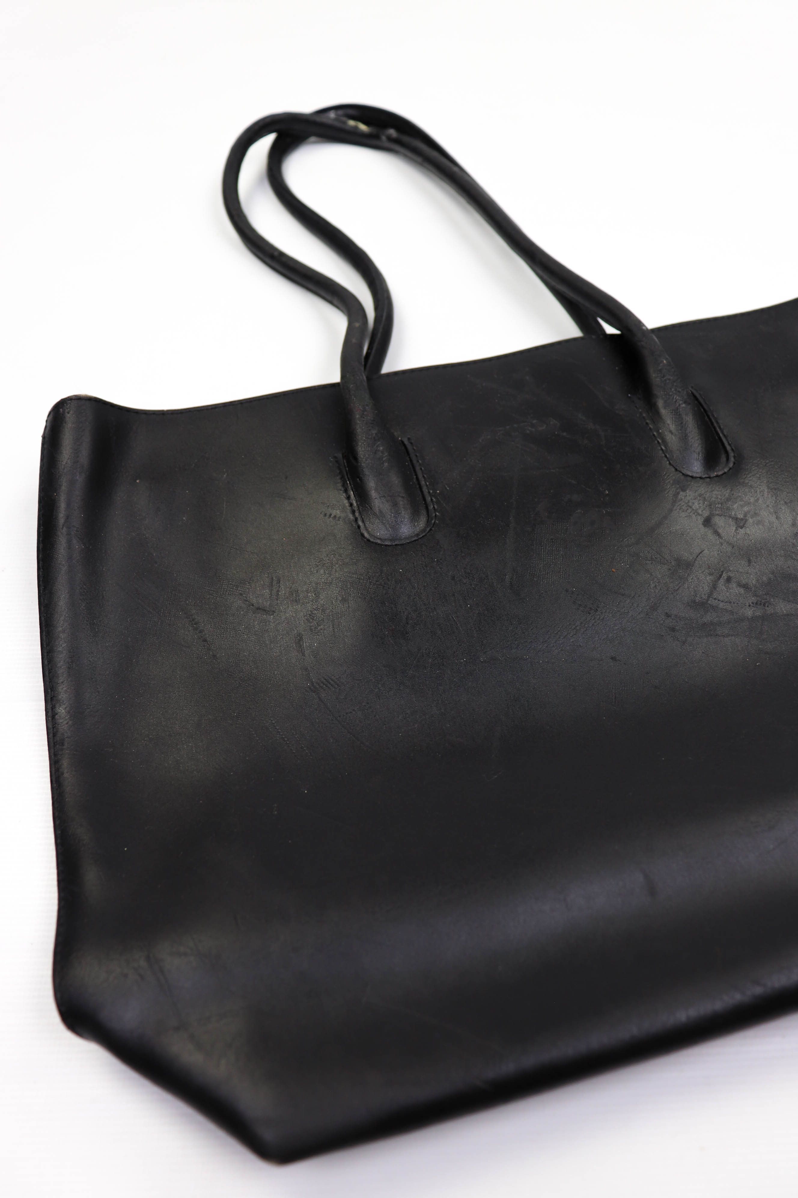 Furla FURLA Vintage Distressed Black Leather Hand Shoulder Bag Size ONE SIZE - 11 Thumbnail