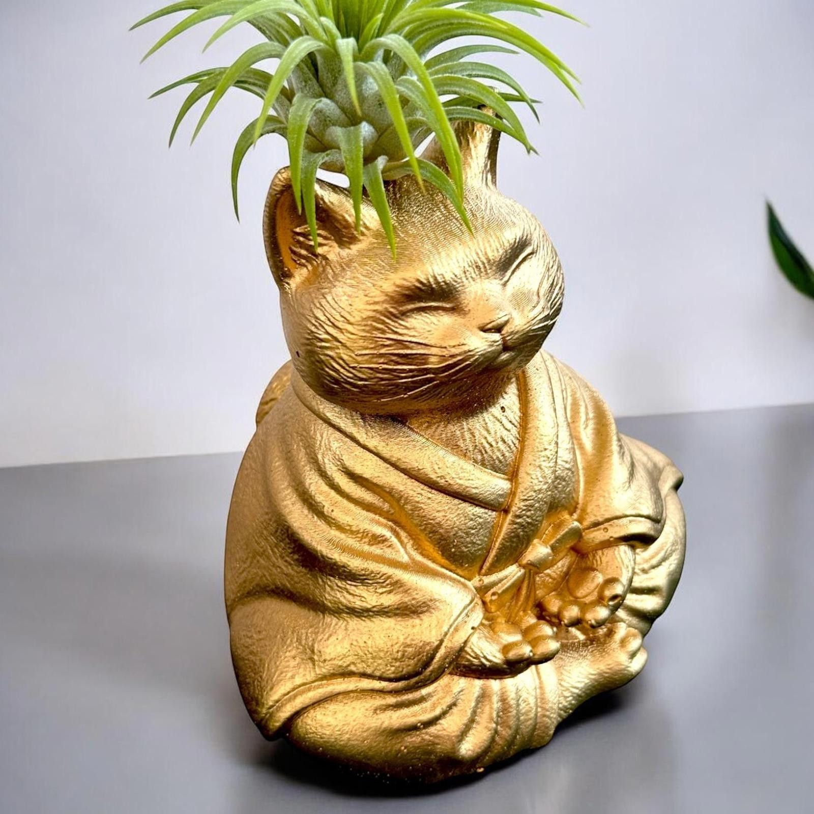 Other Lucky Cat Tillandsia Planter Pot, Golden Zen Decor Air Plant Size ONE SIZE - 2 Thumbnail