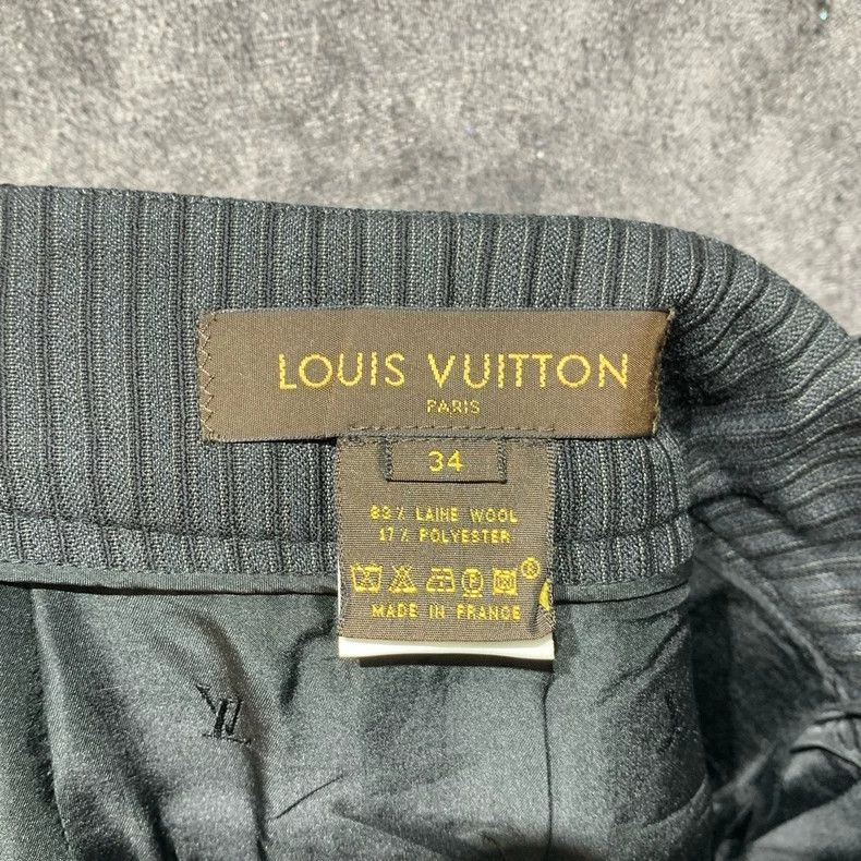 Louis Vuitton Louis Vuitton Pocket Skirt 2501-Nextarrow Size 33" - 4 Thumbnail