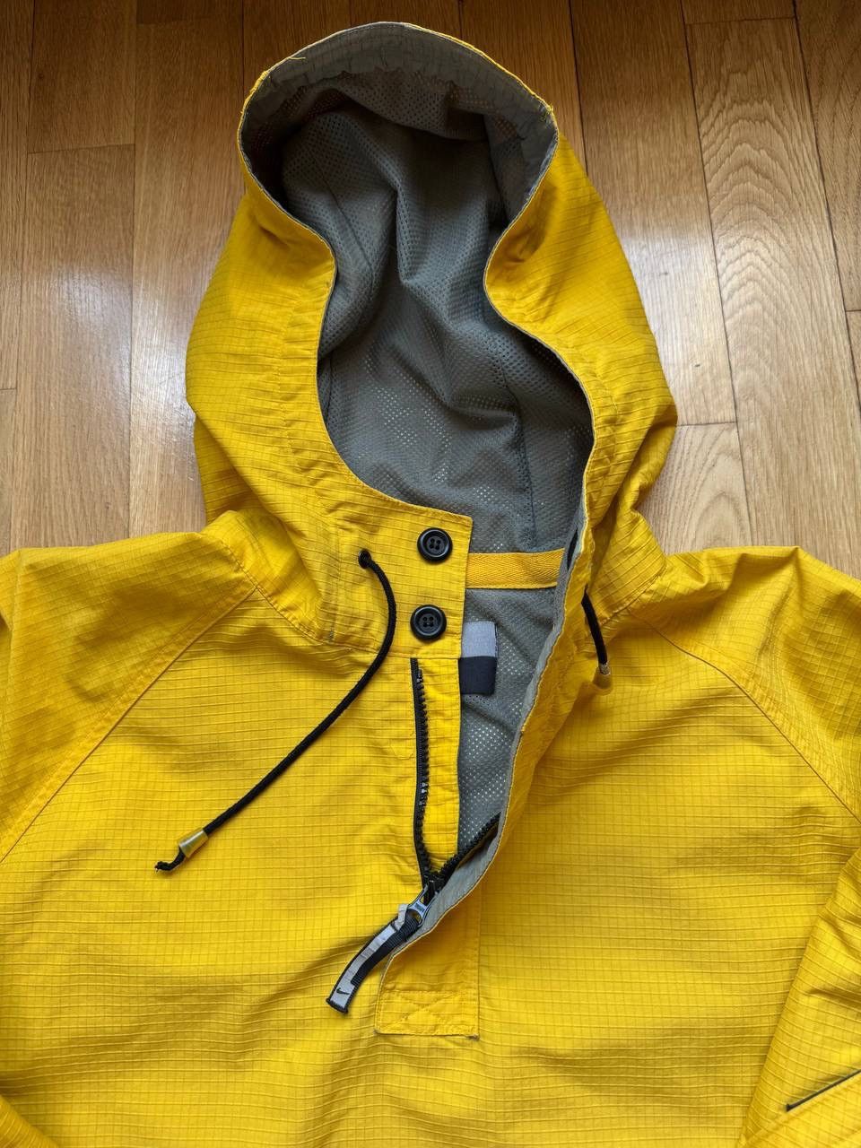 Nike Vintage Nike yellow anorak jacket Size US XL / EU 56 / 4 - 4 Thumbnail