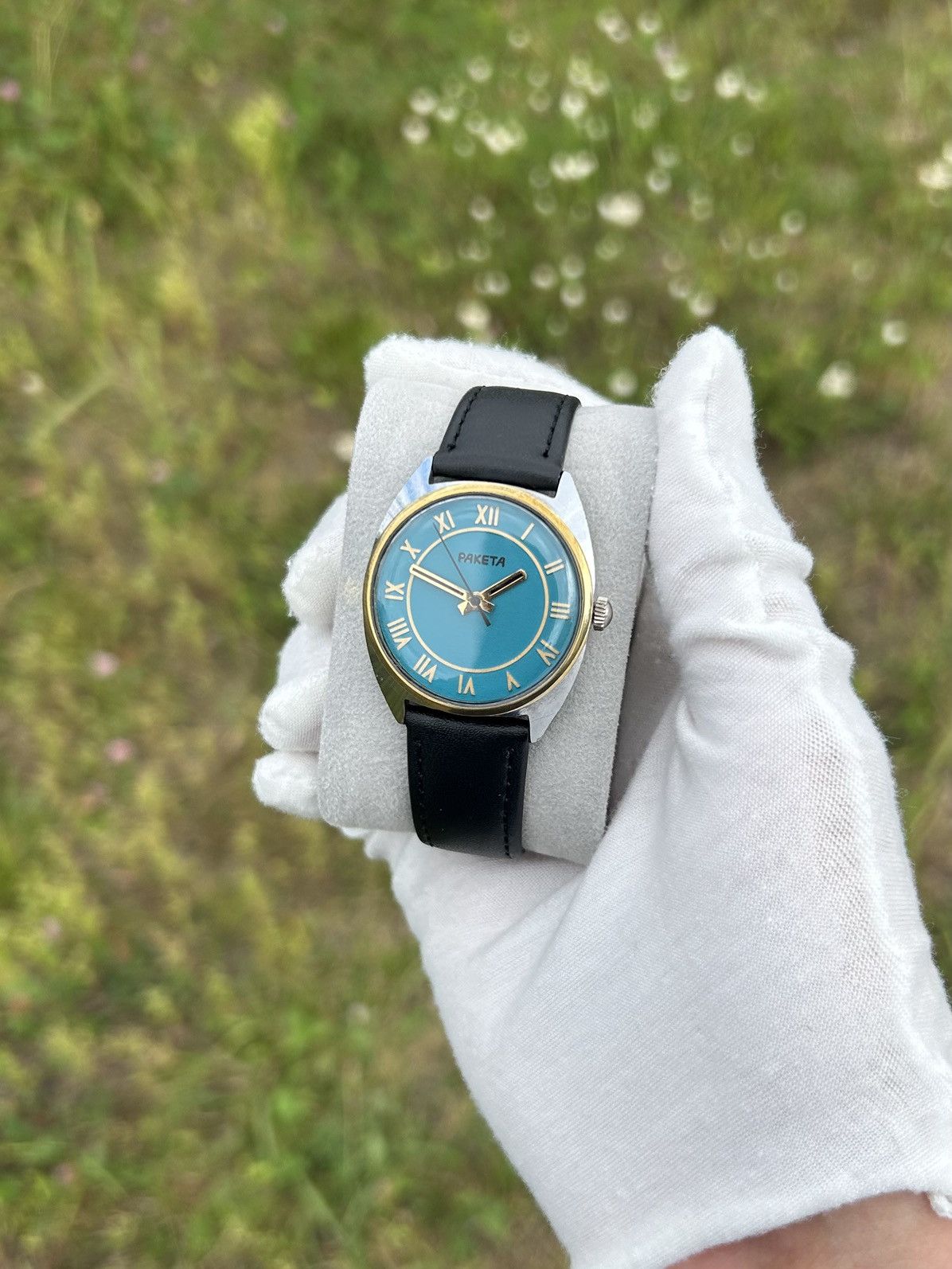 Vintage Vintage Watch Raketa Soviet USSR Mechanical Authentic 1980s Size ONE SIZE - 2 Thumbnail