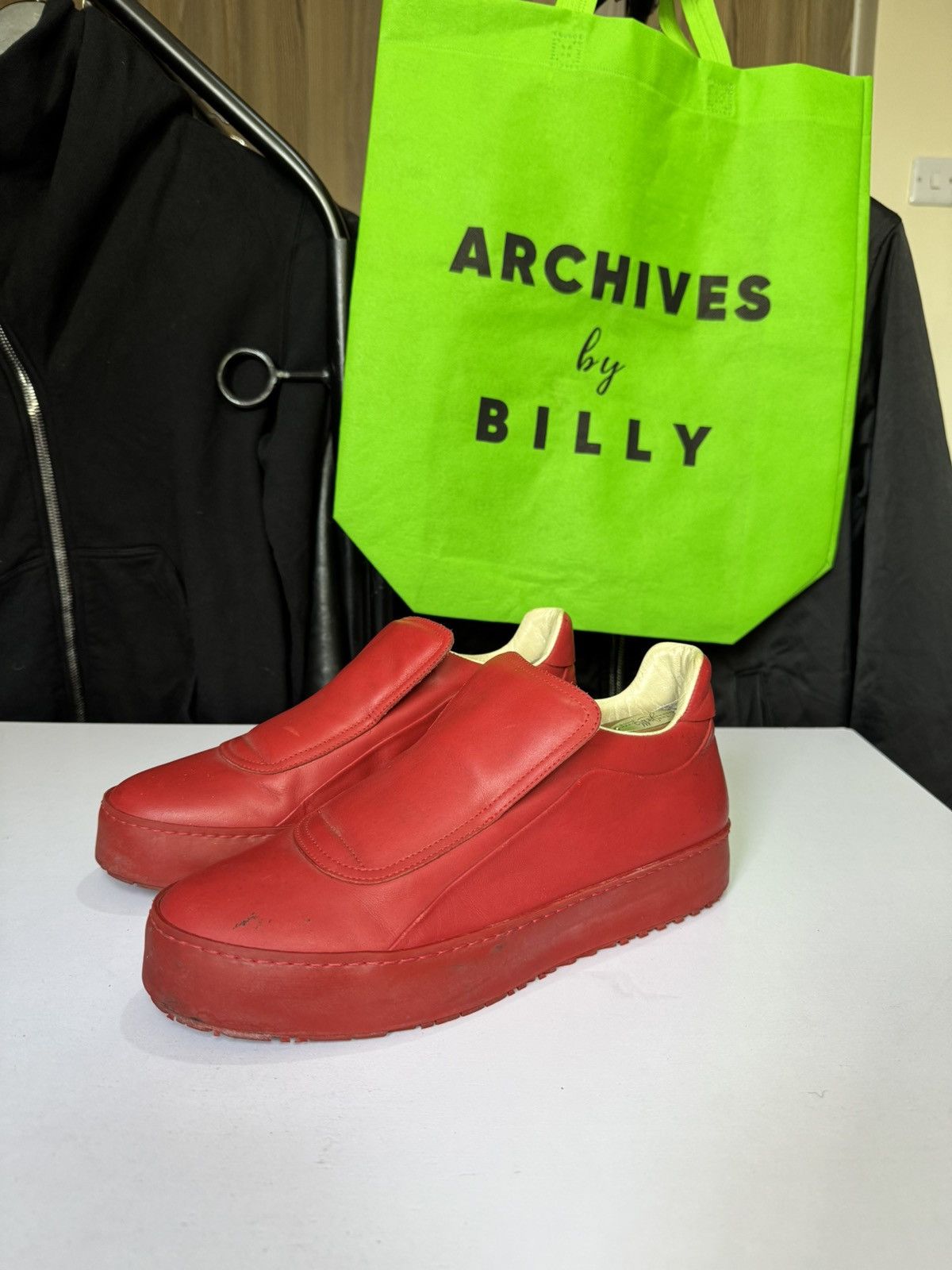 Maison Margiela Maison Margiela ❤️, colorway " RED OCTOBER" Vibes Size US 7 / EU 40 - 5 Thumbnail