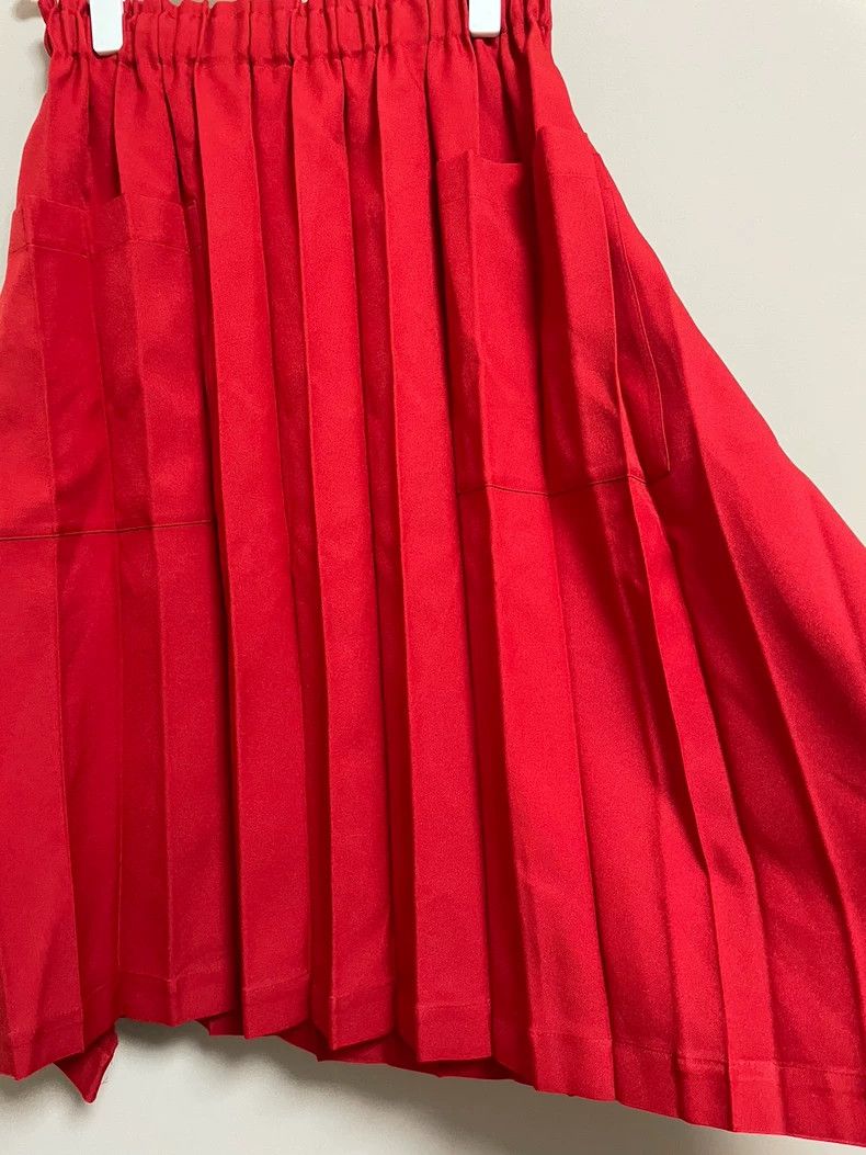 Issey Miyake Issey Miyake size:one size Red origami skirt Size 42" / US 20 - 2 Thumbnail