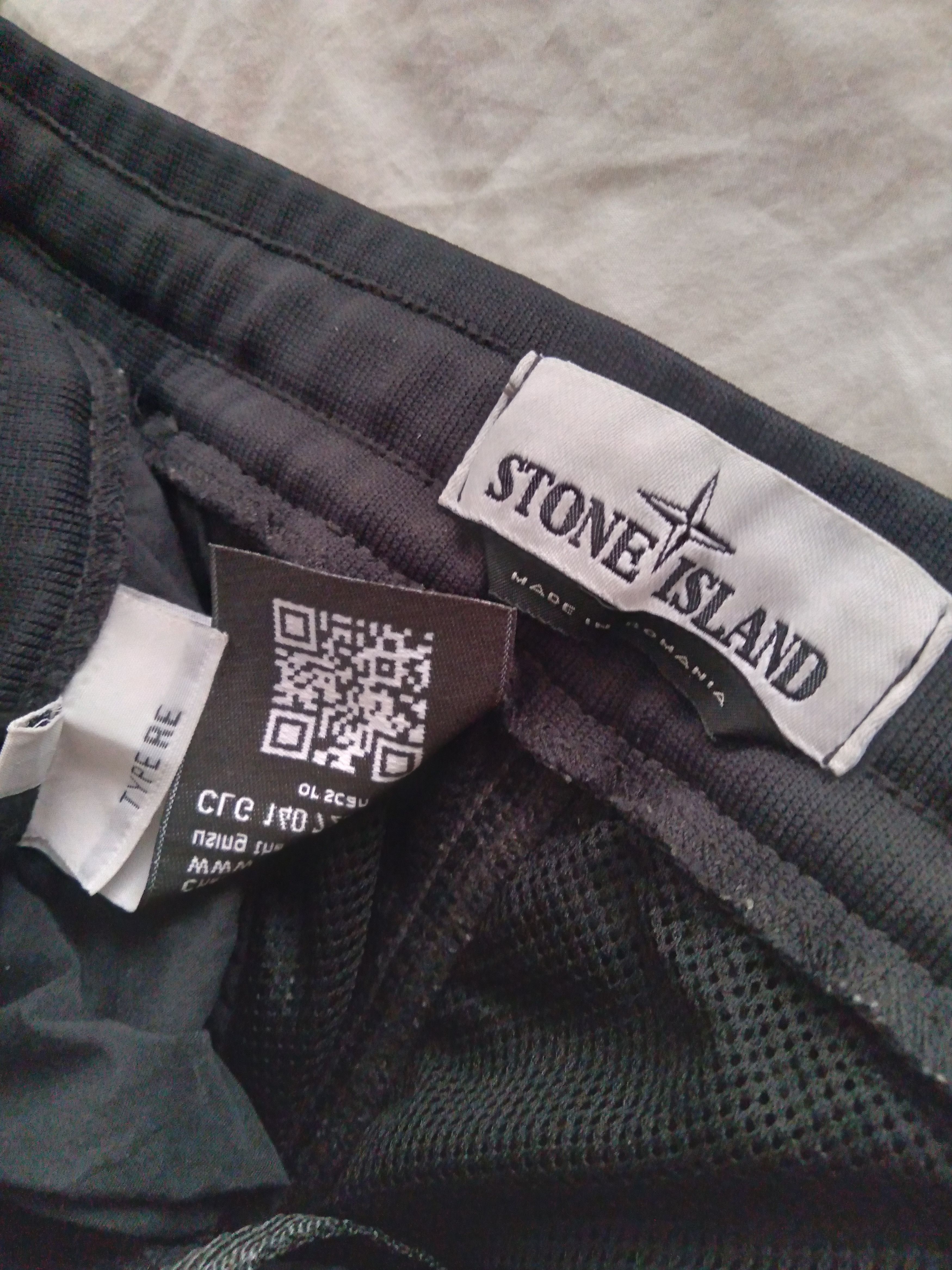 Stone Island Nylon Ripstop Jogger Pants RE T 30 black Size US 31 - 3 Thumbnail