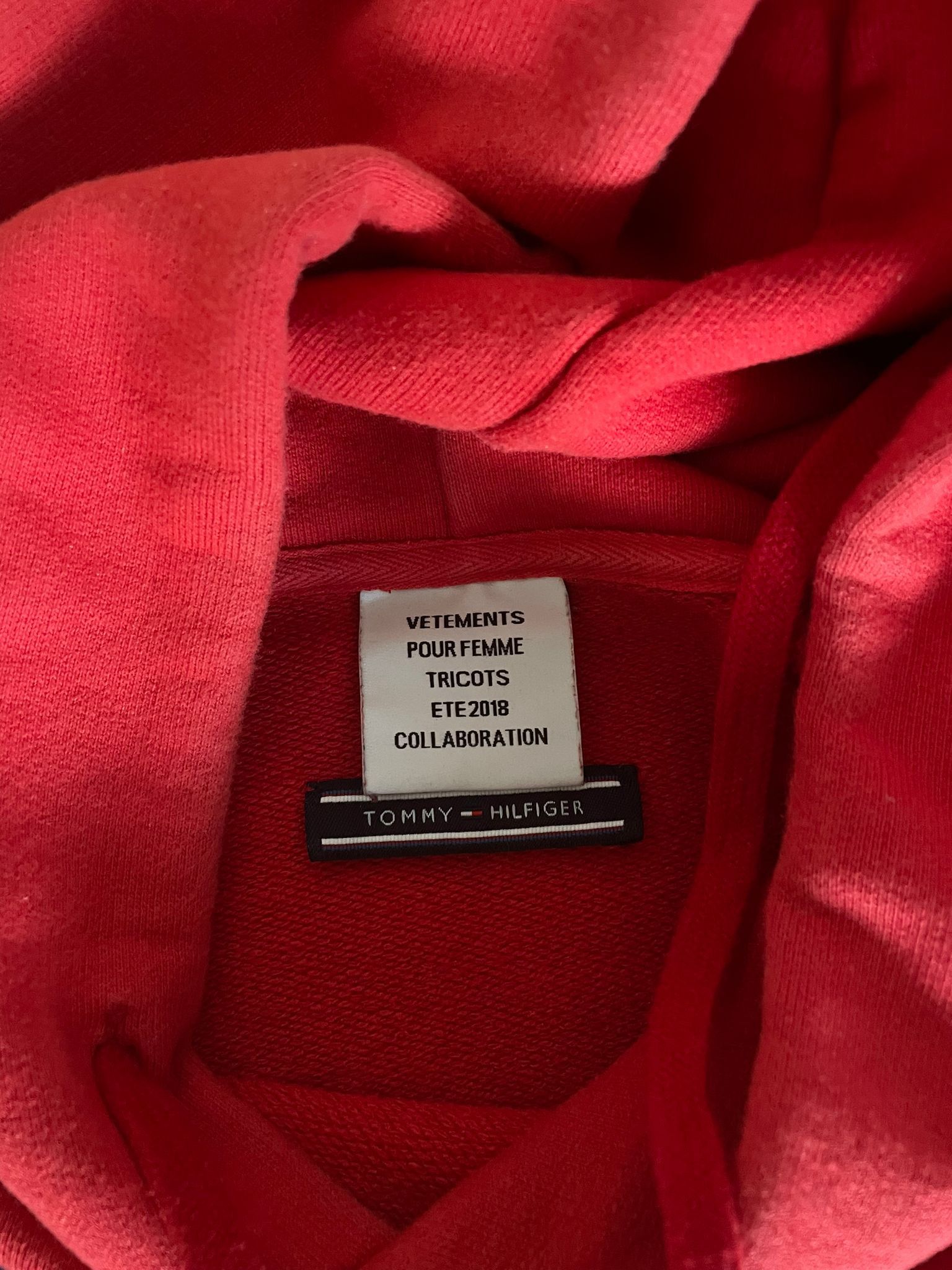 Tommy Hilfiger × Vetements Vetements x Tommy Hilfiger Big Flag Logo Hoodie Size US S / EU 44-46 / 1 - 5 Thumbnail