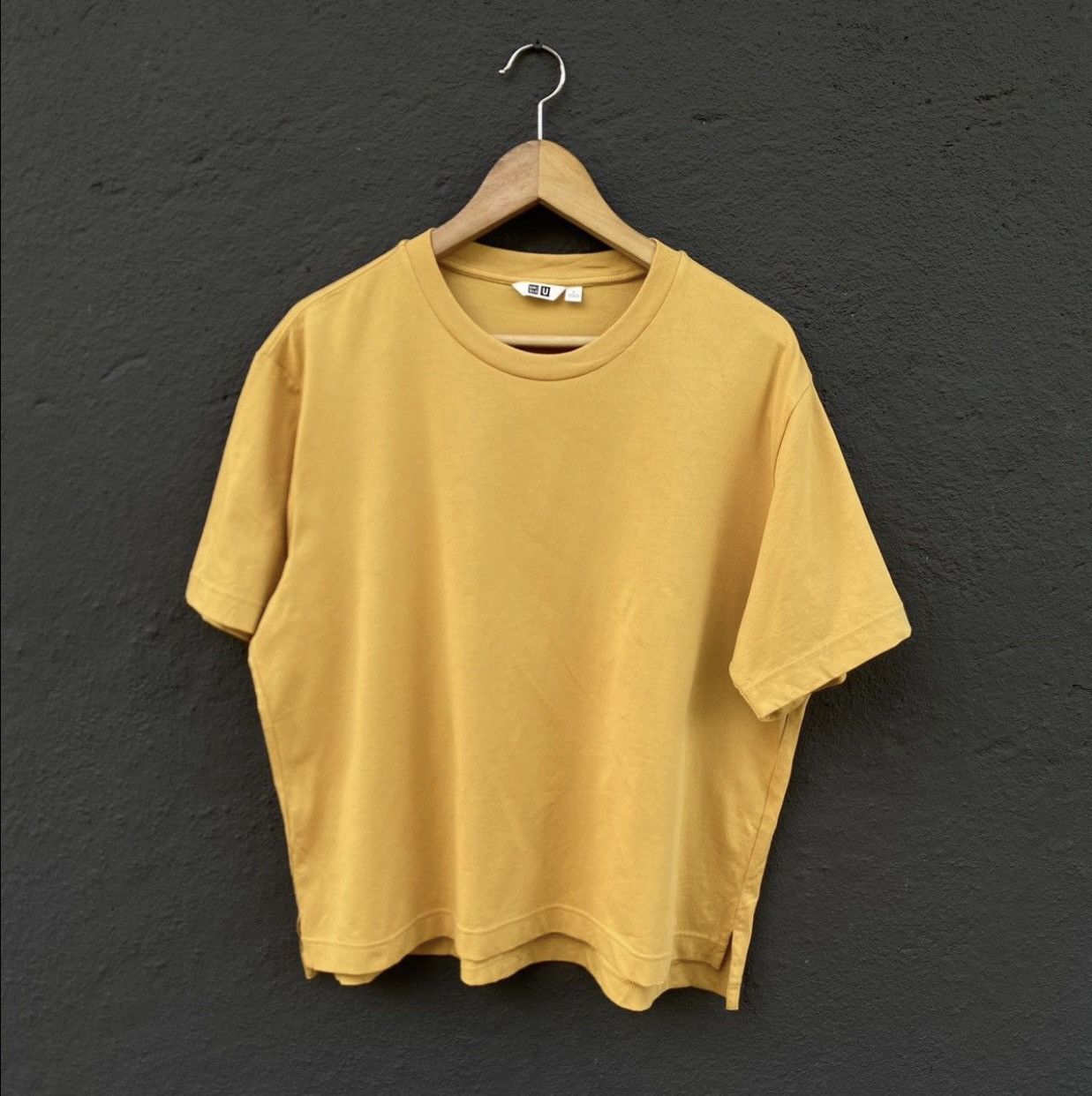 Japanese Brand 🔥STEALS🔥 Lemaire x Uniqlo Oversized Crop Tee Size US L / EU 52-54 / 3 - 1 Thumbnail