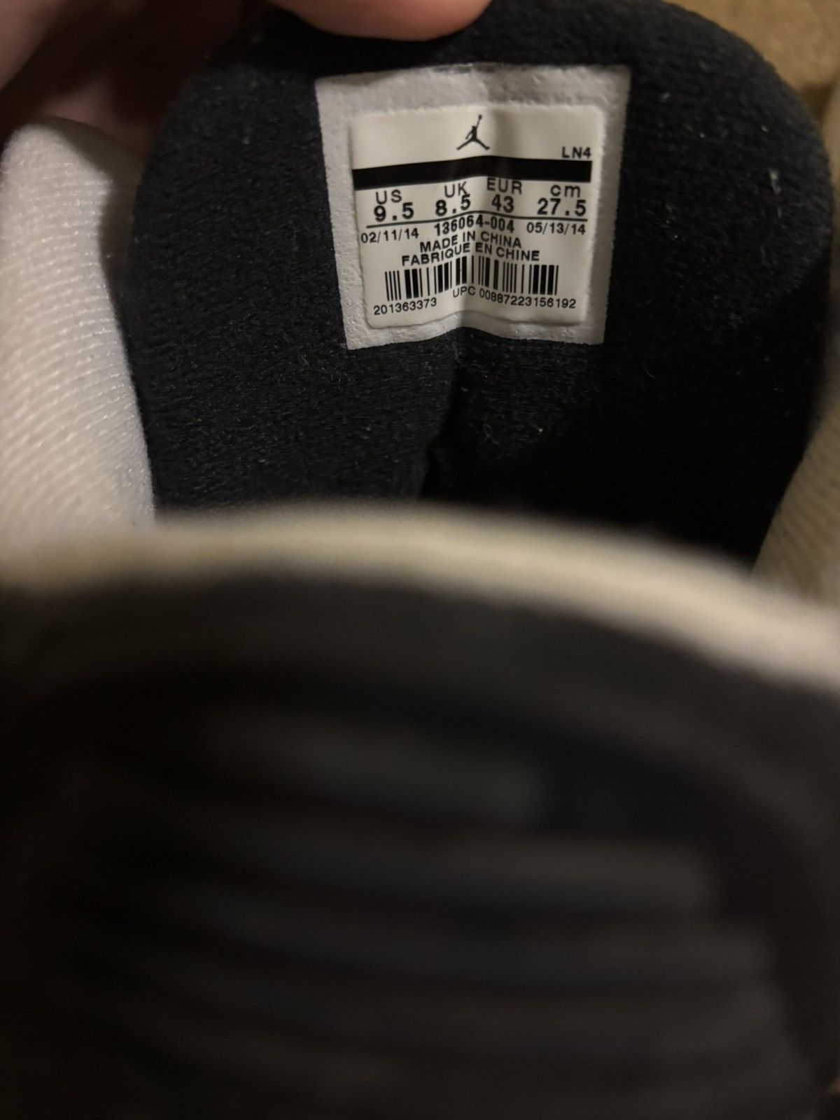 Hypebeast × Jordan Brand × Nike Jordan 3 Retro Wolf Grey Size US 9.5 / EU 42-43 - 6 Thumbnail