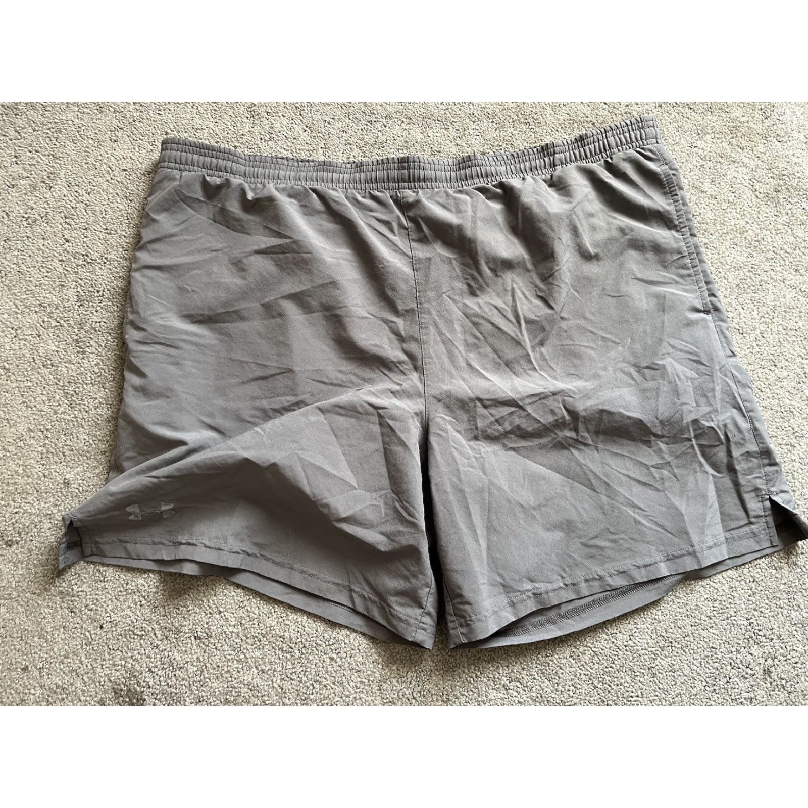 Under Armour Under Armour Athletic Shorts Shirt Mens L Gray Pockets Lightweight Breathable Moisture Wicking Quick Dry Performance Logo Size US 33 - 2 Thumbnail