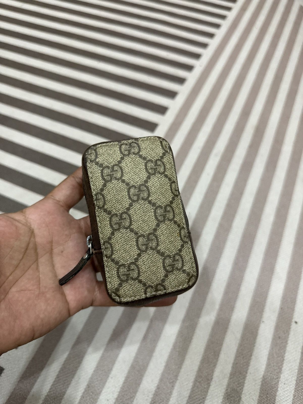 Gucci 🔥🔥🔥ARCHIVE VTG GUCCI GG SUPREME CIGARETTE POUCH Size ONE SIZE - 1 Thumbnail