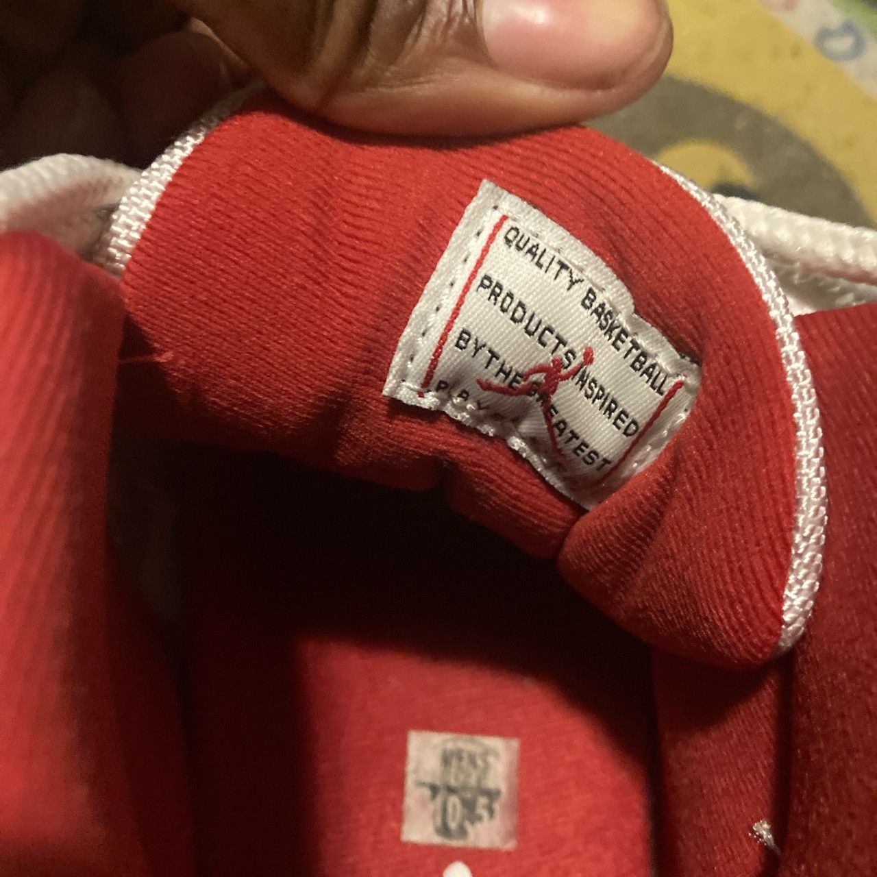 Jordan Brand Jordan 11 Cherry Size US 10.5 / EU 43-44 - 7 Thumbnail