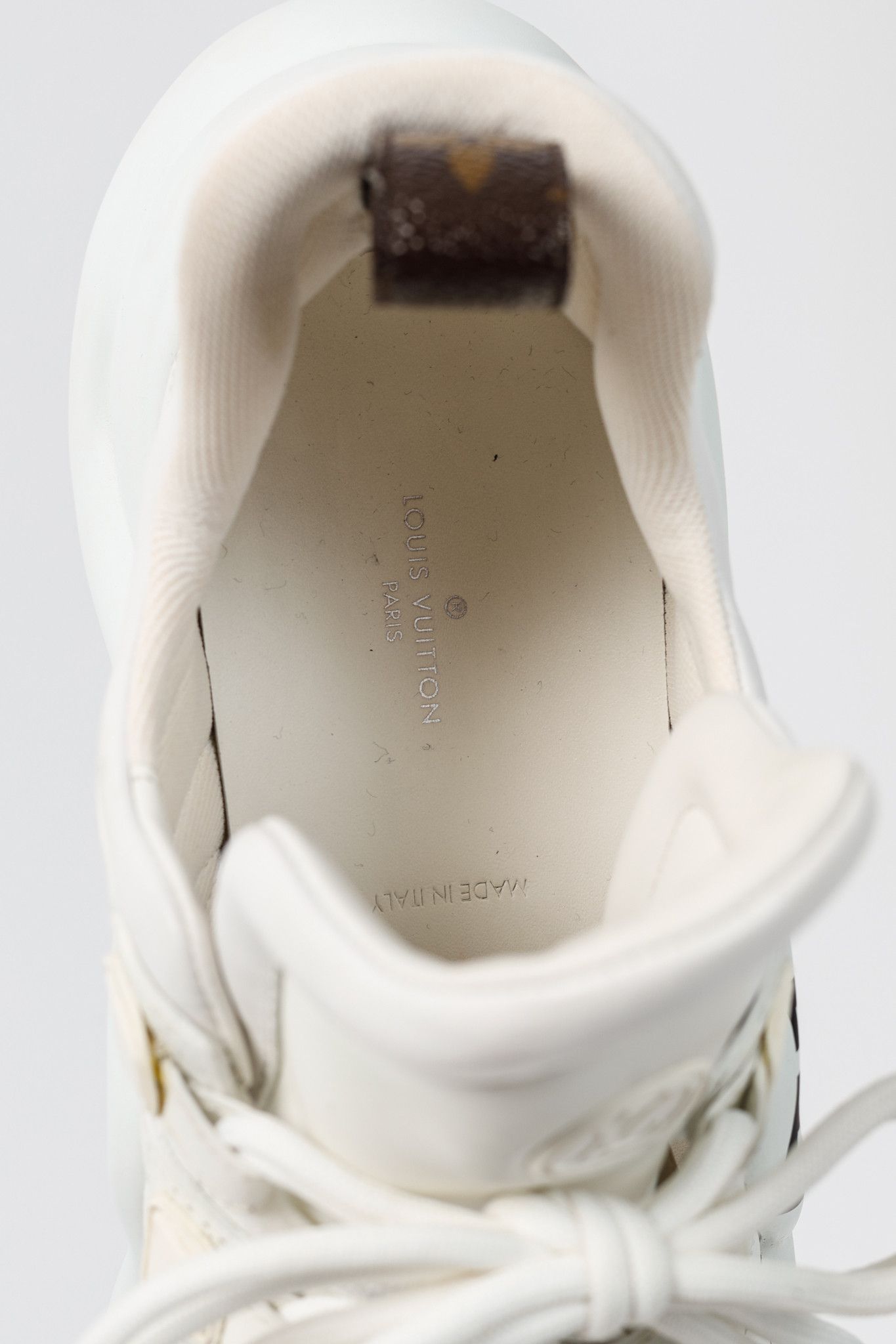 Louis Vuitton Louis Vuitton Archlight Signature Chunky Sneakers Size US 8 / EU 41 - 13 Thumbnail