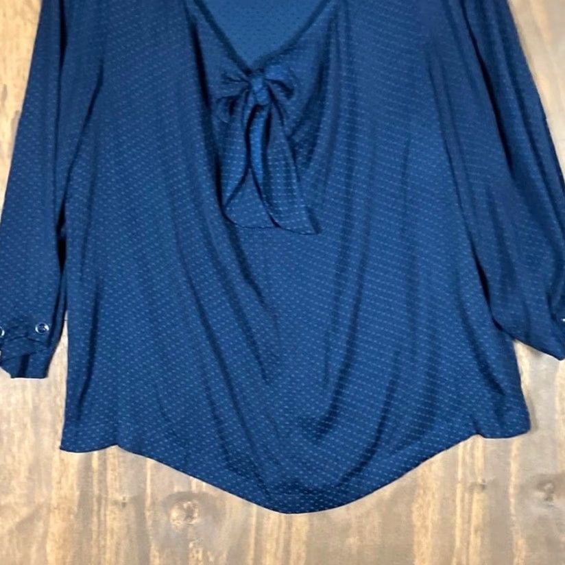 Vintage CAbi Blouse Navy Swiss Dot Tie Front Scoop Neck Relaxed Medium Size M / US 6-8 / IT 42-44 - 3 Thumbnail