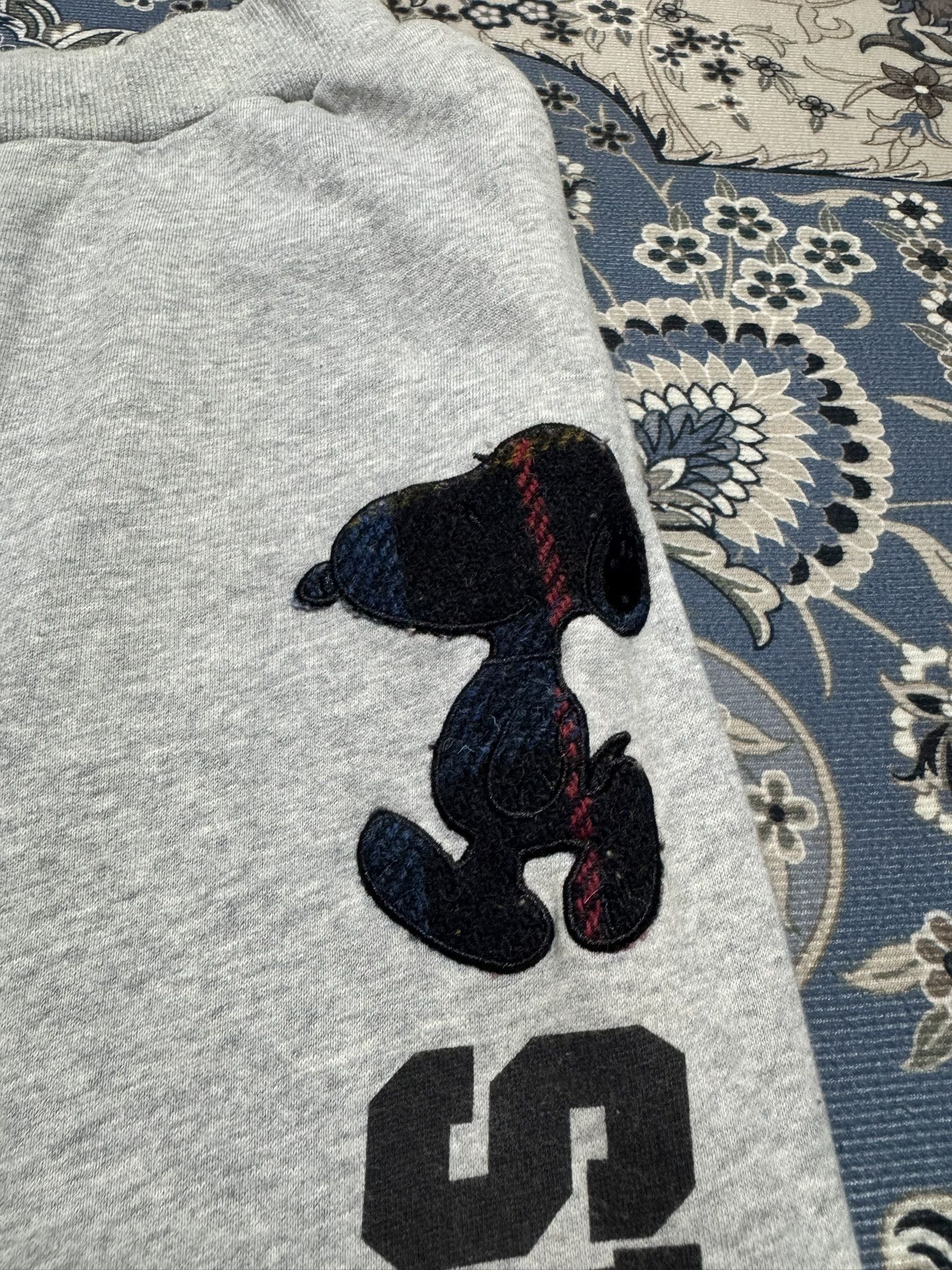 Harris Tweed × Japanese Brand × Peanuts Haris Tweed x Peanuts Snoopy Sweatpants Jogger Size US 32 / EU 48 - 3 Thumbnail