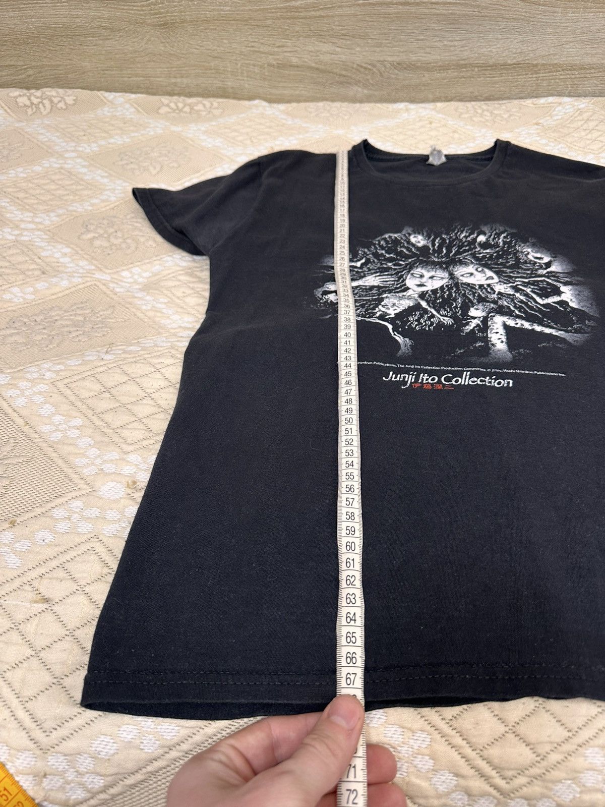 Japanese Brand 🔥 Junji Ito Crawling Tomie Horror Japan Manga Anime T Shirt Size US L / EU 52-54 / 3 - 10 Thumbnail