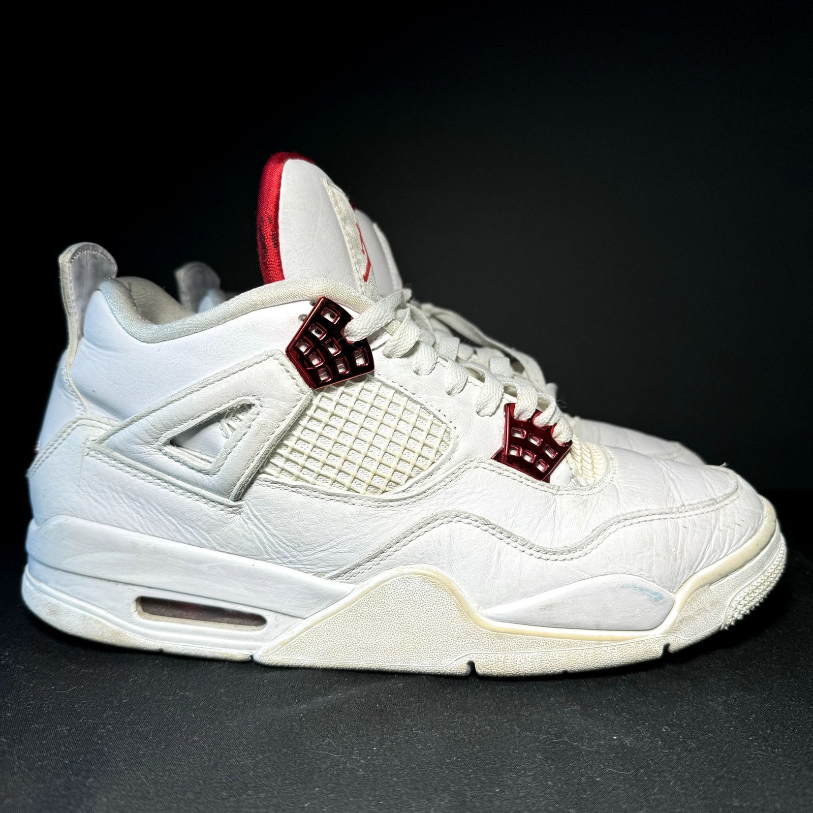 Jordan Brand × Nike Size 9.5 - Nike Air Jordan 4 Retro Red Metallic Men's Shoes Size US 9.5 / EU 42-43 - 1 Thumbnail